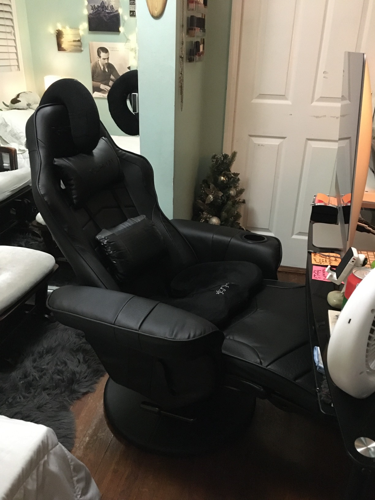 RESPAWN 900 Console Gaming Recliner with Footrest and Lumbar Support - Comfortable Ergonomic Gaming Chair with Headrest, No Wheels, Reclining, Heavy Duty, Racing Style Video Game Chairs - Gray Fabric - Customer Photo 2