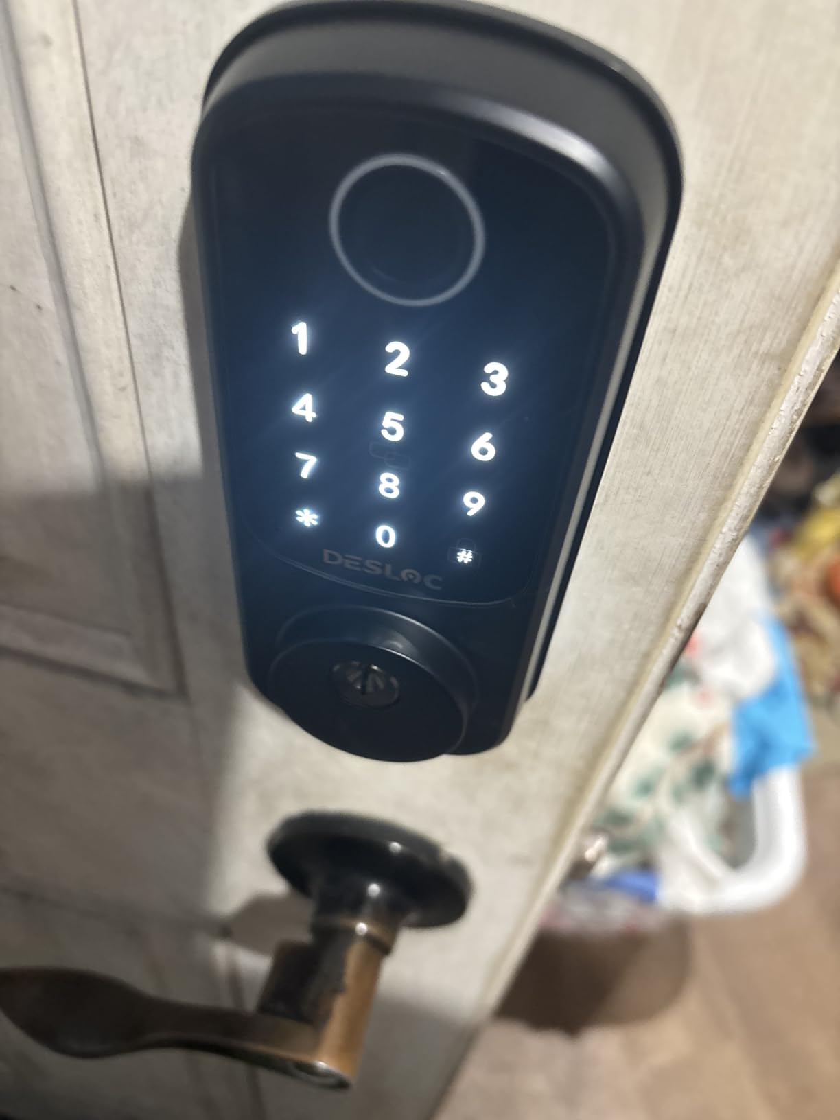 DESLOC Smart Door Lock B200, Smart Deadbolt Lock, Keyless Entry Door Lock, Fingerprint Smart Lock, Smart Locks for Front Door, App Control, Touchscreen Keypad Deadbolts,12-Month Battery, BHMA Grade3 Customer Review DESLOC Smart Door Lock B200, Smart Deadbolt Lock, Keyless Entry Door Lock, Fingerprint Smart Lock, Smart Locks for Front Door, App Control, Touchscreen Keypad Deadbolts,12-Month Battery, BHMA Grade3 - Customer Photo 1