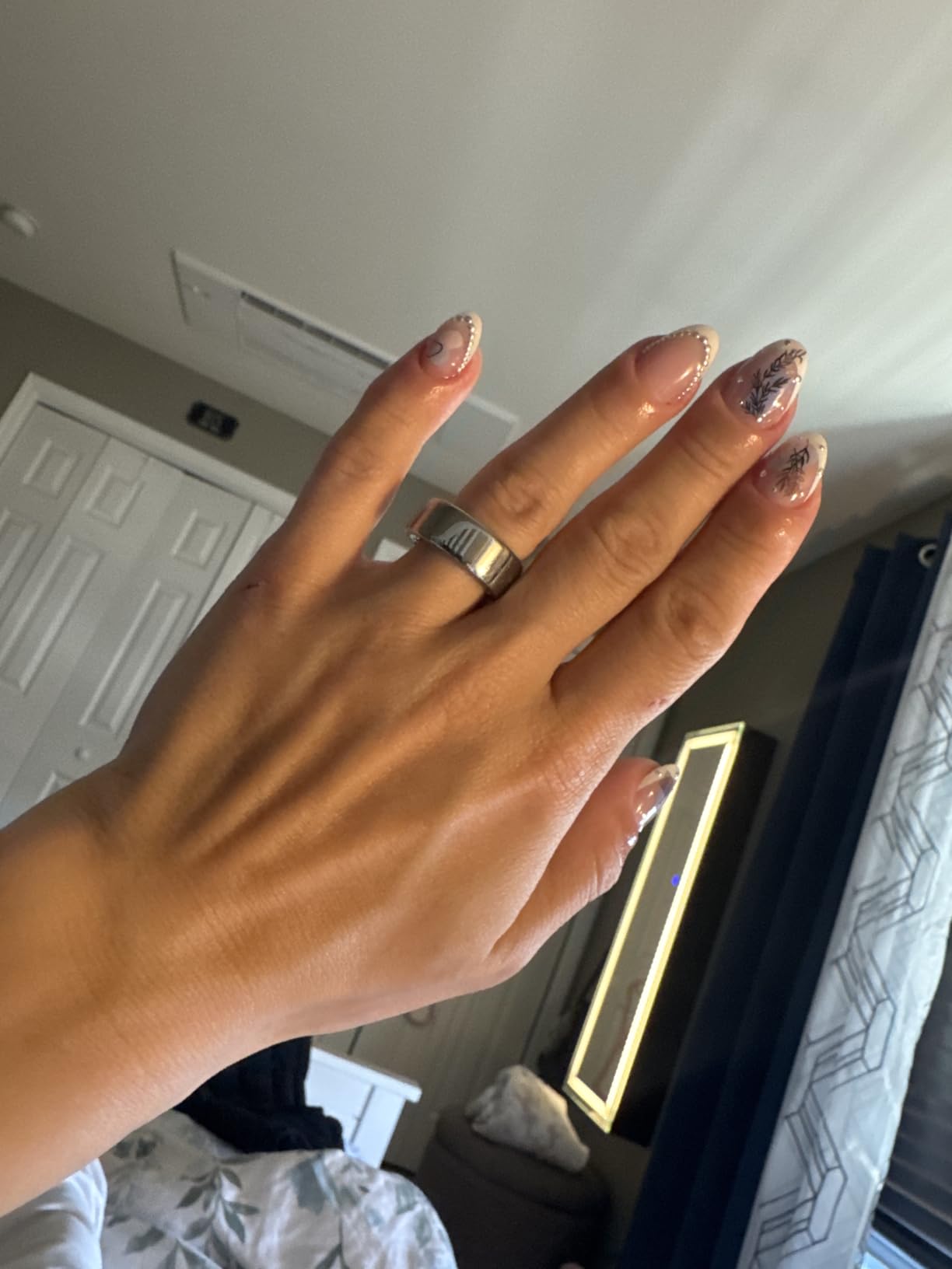 Oura Ring 4 - Silver - Size 9 - Size Before You Buy - Customer Photo 1