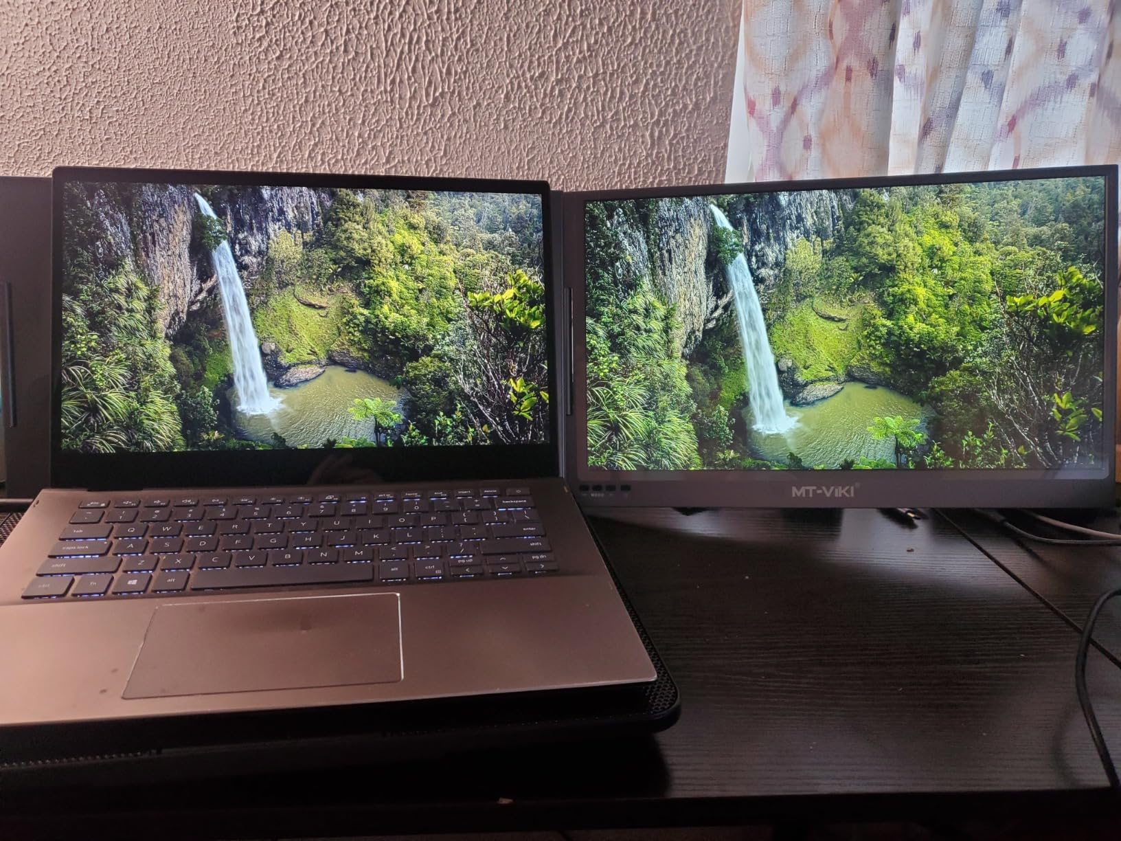 MT-VIKI 18.5 inch Portable Monitor 1080P 100Hz 72% NTSC, Large Portable Screen Stand, FHD IPS Screen HDR Gaming Display, Travel Second Monitor for Mac PC Xbox PS4/5 - Customer Photo 2