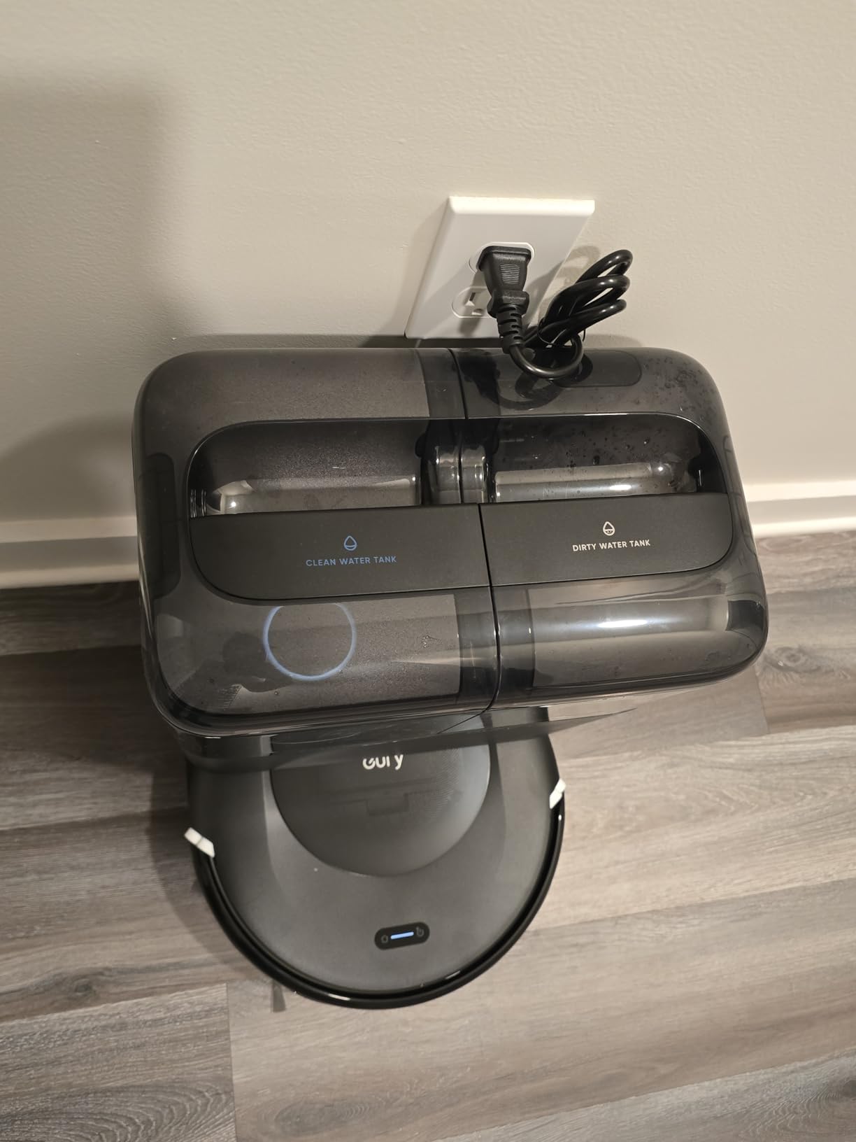 eufy Robot Vacuum Omni C20, Robot Vacuum and Mop Combo, All-in-One Station, Auto Mop Washing and Auto Drying for Hands-Free Cleaning, 7000 Pa Powerful Suction, Self Emptying, 3.35-Inch Design - Customer Photo 3