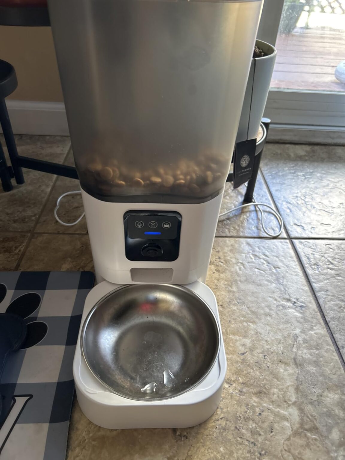 Best Smart Pet Feeders 2026: 8 Expert-Tested Automatic Feeders