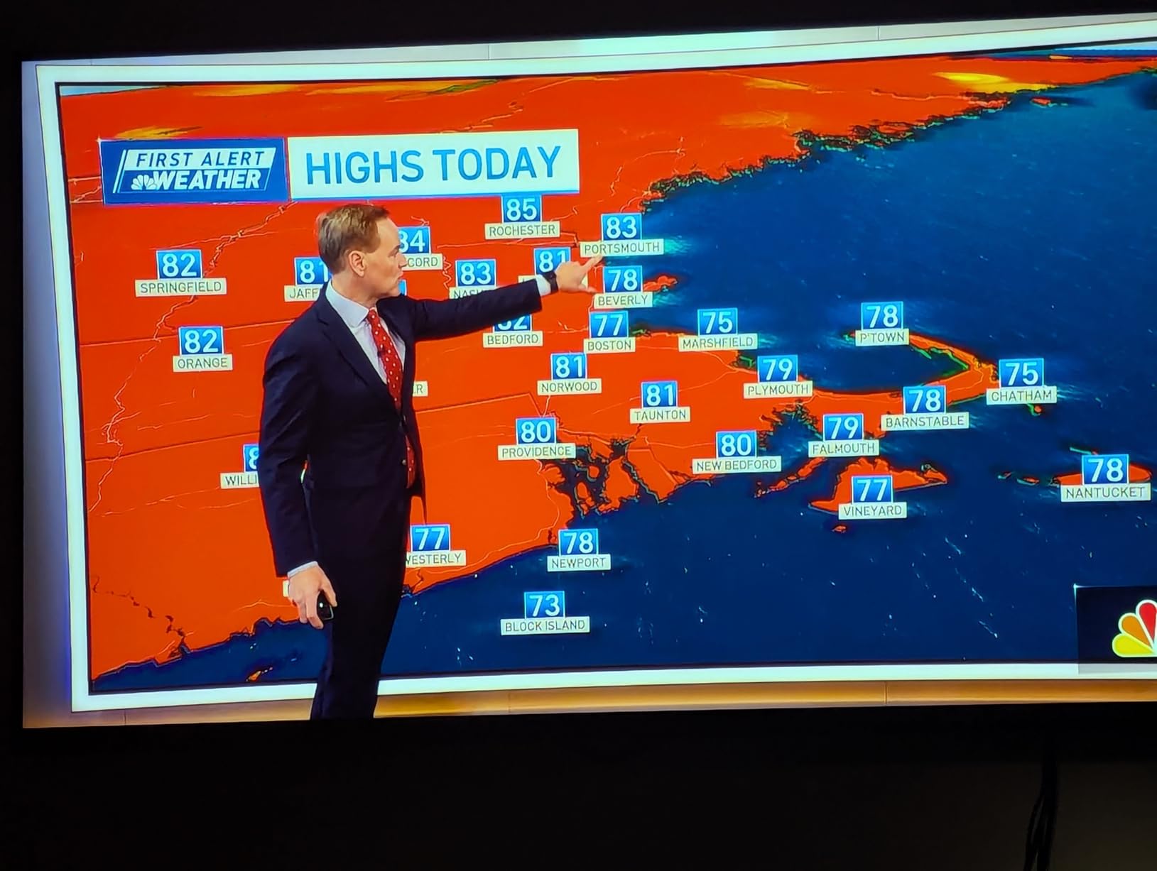 HORION 65 Inch Smart TV, 4K UHD LED TV with WebOS 22, Ultra Slim Television with Mega Contrast, HDR10, Dolby Audio, Streaming Live, Compatible with Miracast and Airplay (P6D Series, 2025) - Customer Photo 1