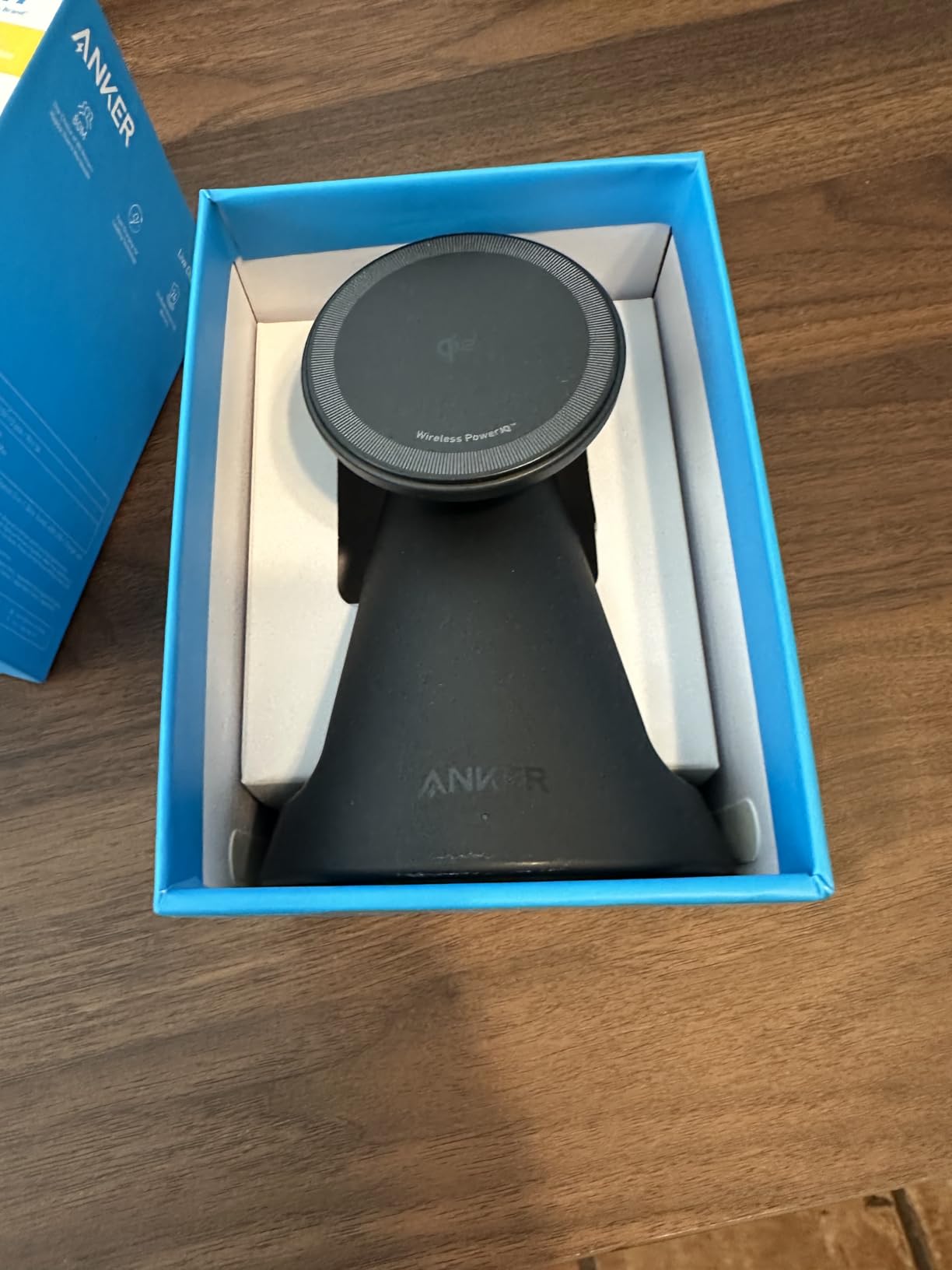 Anker MagSafe Charger Compatible, MagGo 3-in-1 Charging Station, Nano Charging Stand, Qi2 Certified 15W Magnetic Wireless Charger Dock, for iPhone17/16/15/14, Apple Watch,AirPods (Adapter Included) - Customer Photo 2