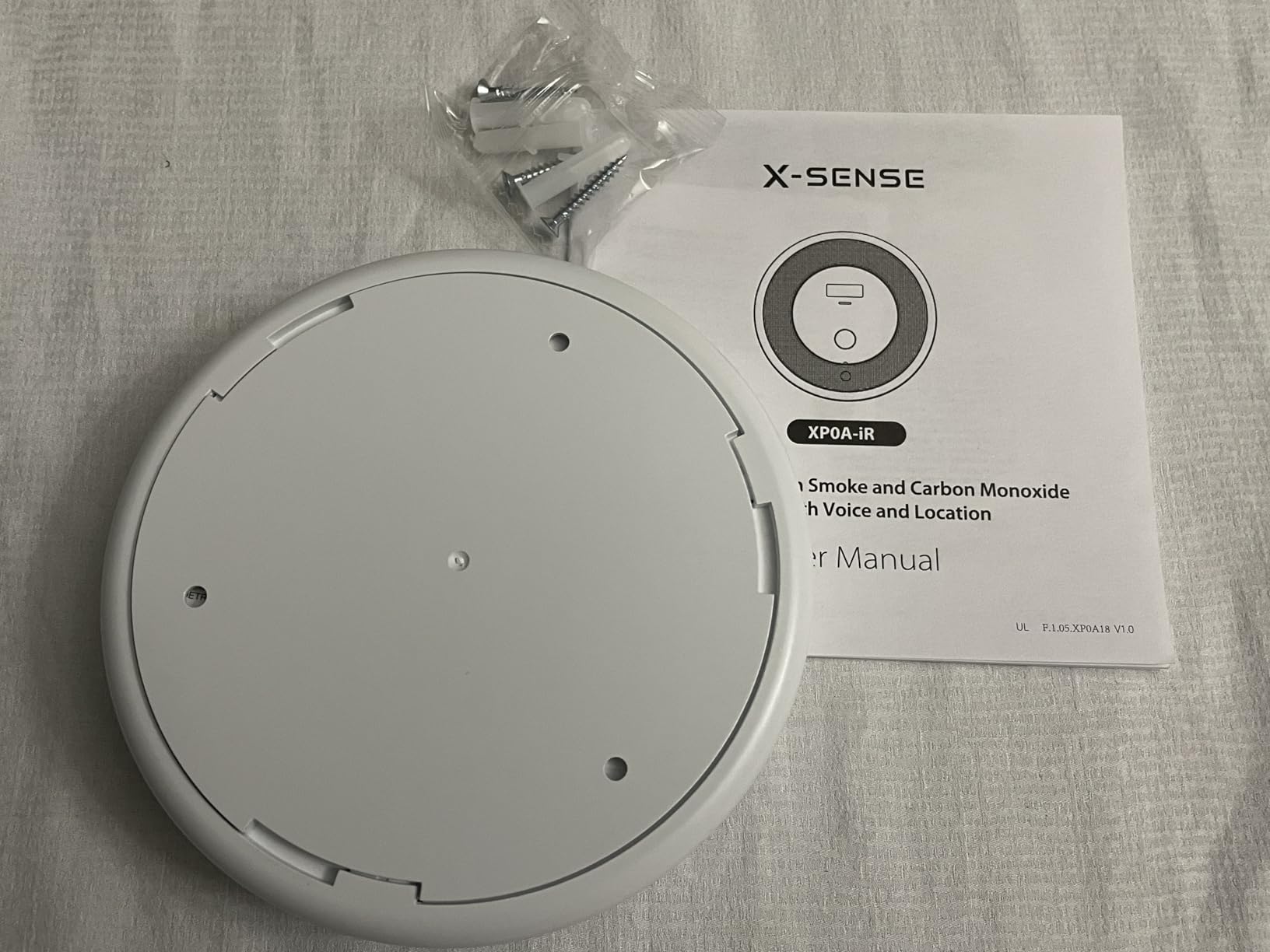 X-Sense Smart Smoke Detector and Carbon Monoxide Detector with Voice Location, Wi-Fi Smoke Detector Carbon Monoxide Detector Combo with Real-Time App Notifications, XP0A-iR, 1-Pack - Customer Photo 4