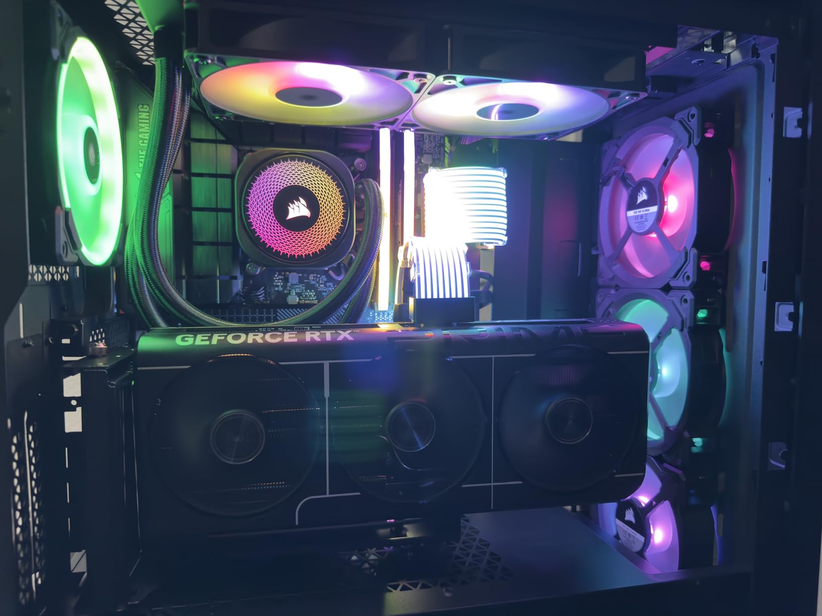 CORSAIR Nautilus 360 RS ARGB Liquid CPU Cooler – 360mm AIO – Low-Noise – Direct Motherboard Connection – Daisy-Chain – Intel LGA 1851/1700, AMD AM5/AM4 – 3X RS120 ARGB Fans Included – White - Customer Photo 1