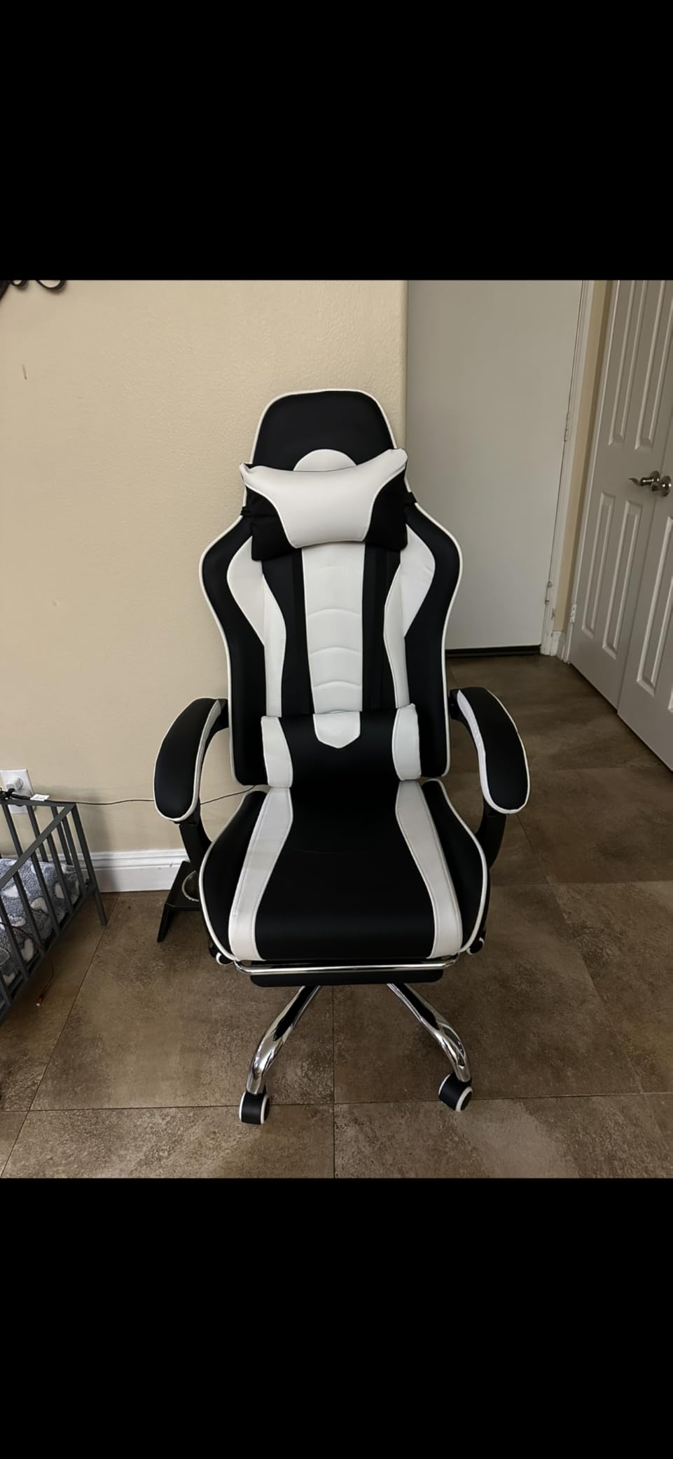 Yaheetech Gaming Chair, Video Game Chair with Massage Lumbar Support and Footrest Height Adjustable Ergonomic Computer Gaming Chair with Swivel Seat and Headrest, Black/White Customer Review Yaheetech Gaming Chair, Video Game Chair with Massage Lumbar Support and Footrest Height Adjustable Ergonomic Computer Gaming Chair with Swivel Seat and Headrest, Black/White - Customer Photo 4