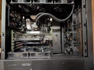12 Best Mid Tower Cases June 2026 Reviewed Tested B0DFHNV7TK Customer 1 1 300x226 