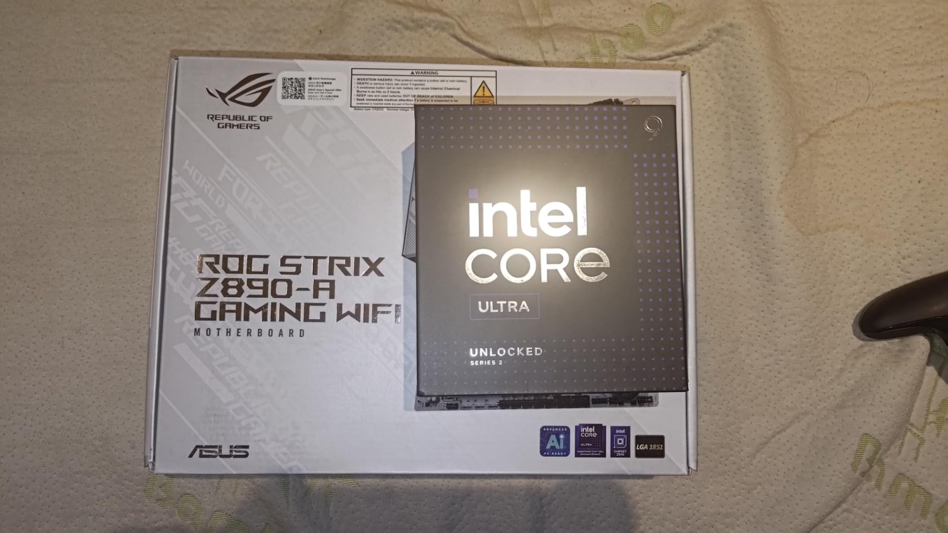 Intel Core Ultra 9 285K Tetracosa-core [24 Core] 3.70 GHz Processor - OEM Pack - Box - Customer Photo 2