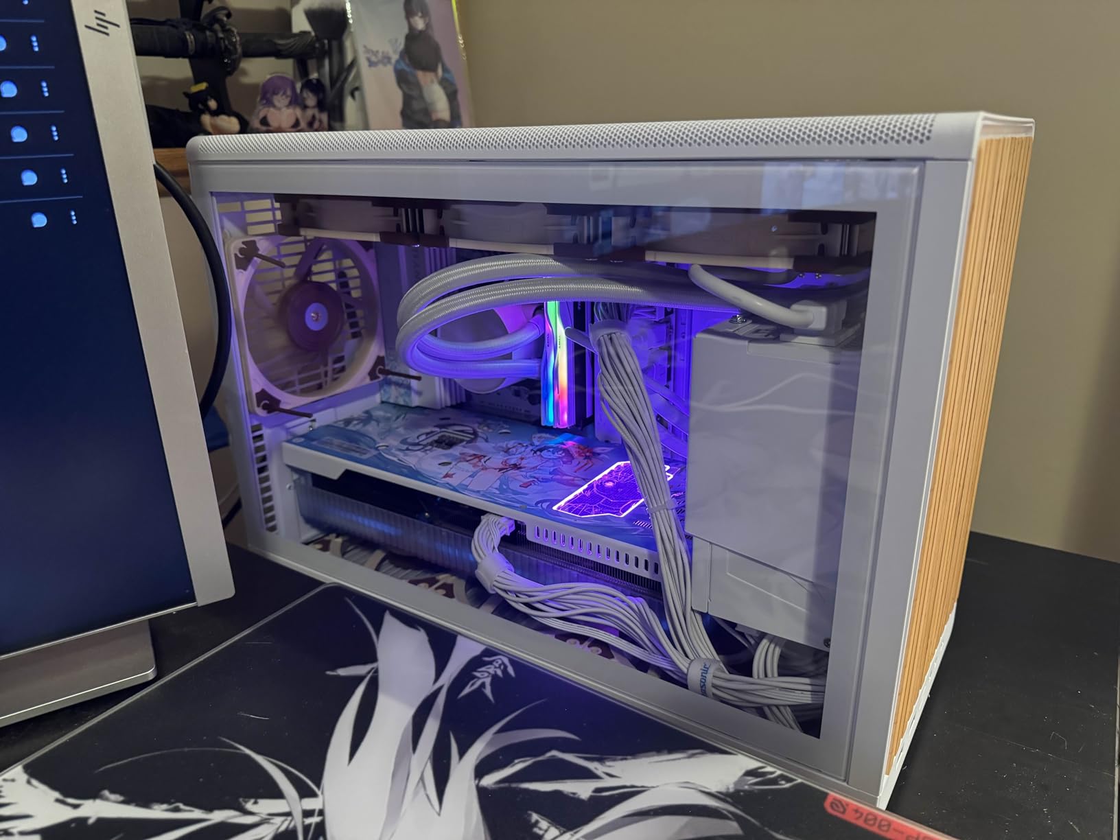 Lian Li A3-mATX-WD-26.3L Micro Form Factor Chassis-No Fans Included-Supports 360mm AIO-Modularity Design-for M-ATX, ITX Motherboard-DAN Cases Collaboration-Wood Front Panel-Black (A3X-WD) - Customer Photo 2