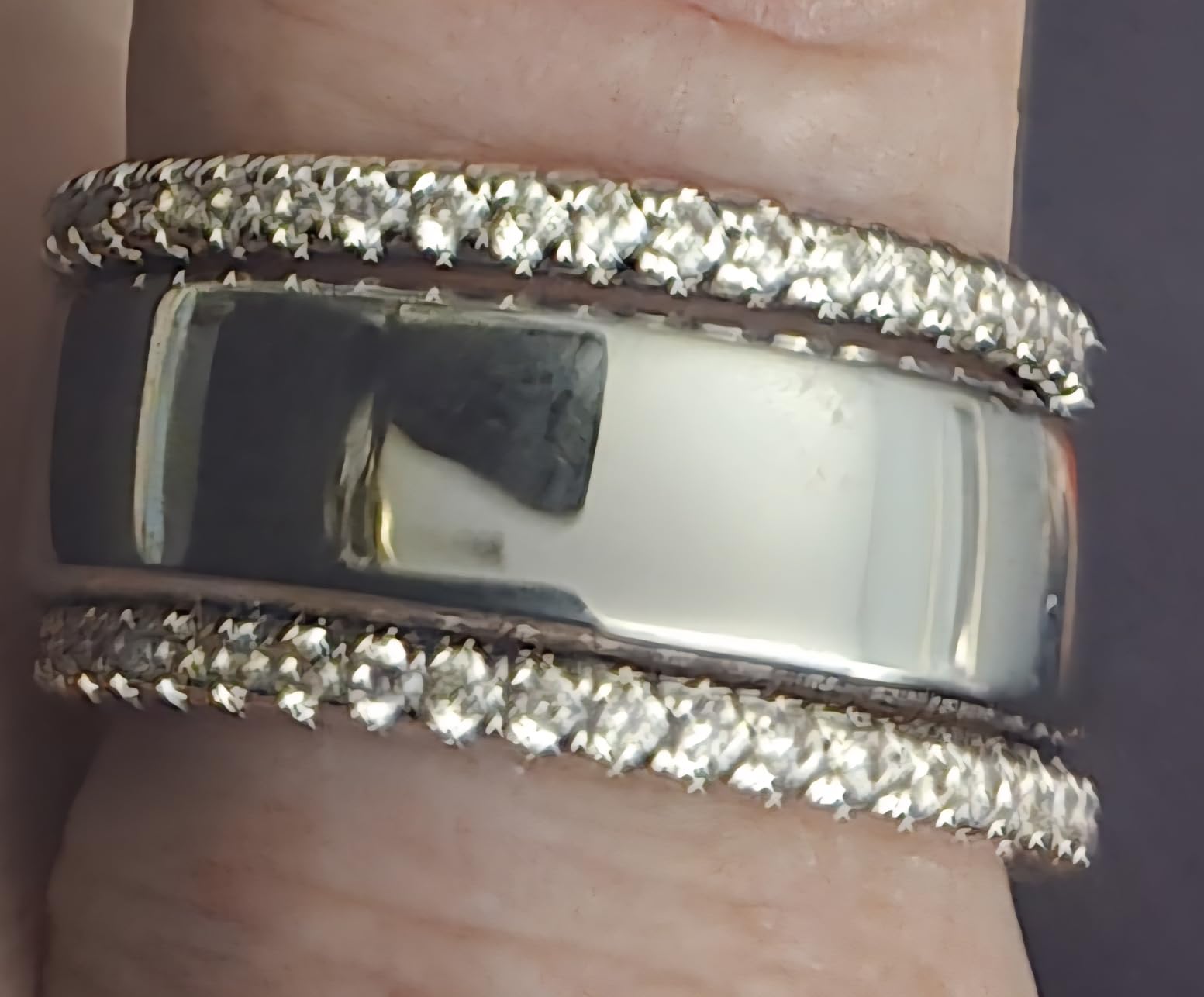 RingConn Gen 2, World's First Smart Ring with Sleep Apnea Monitoring, No APP Subscription, 12-Day Battery Life, Stress/Heart Rate/Women's Health Tracker, Android & iOS Compatible (Black, Size 10) - Customer Photo 1