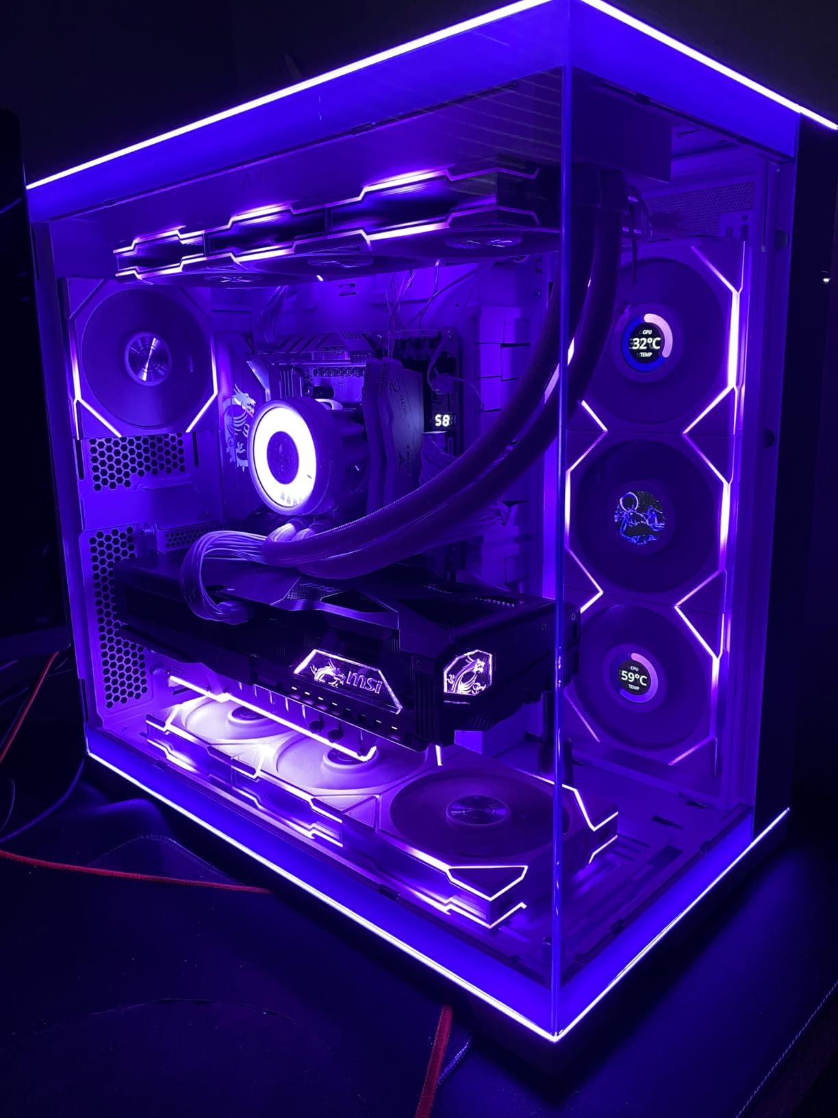 MSI MAG X870 Tomahawk WiFi Gaming Motherboard (AMD Ryzen 9000/8000/7000 Series Processors, AM5, DDR5, PCIe 5.0, M.2 Gen5, SATA 6Gb/s, USB 40Gbps, HDMI/DP, Wi-Fi 7, Bluetooth 5.4, 5Gbps LAN, ATX) Customer Review MSI MAG X870 Tomahawk WiFi Gaming Motherboard (AMD Ryzen 9000/8000/7000 Series Processors, AM5, DDR5, PCIe 5.0, M.2 Gen5, SATA 6Gb/s, USB 40Gbps, HDMI/DP, Wi-Fi 7, Bluetooth 5.4, 5Gbps LAN, ATX) - Customer Photo 1