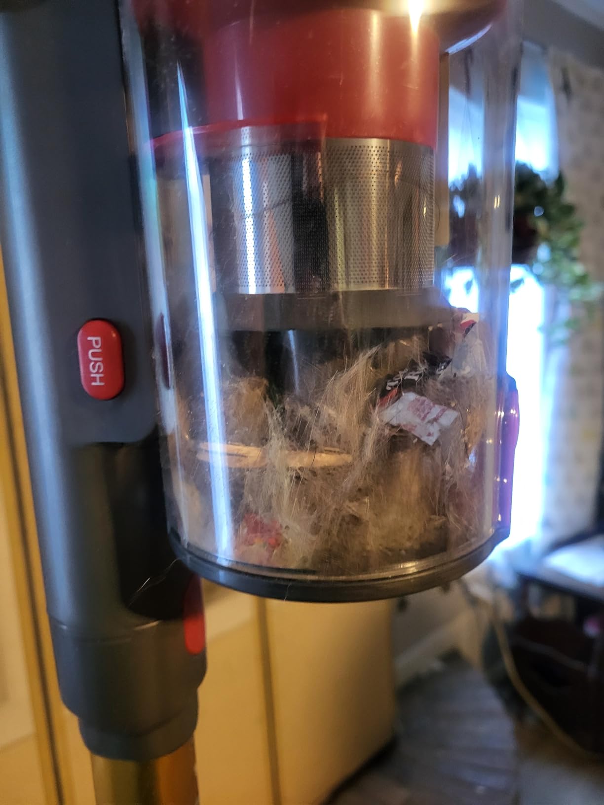 Coovy Cordless Vacuum Cleaner SU7, 580W 50Kpa 75 Minutes Runtime Stick Vacuum with Touch Screen, Anti-Tangle Wireless Powerful Lightweight Vac for Home Pet Hair Carpet Hardwood, Gold Customer Review Coovy Cordless Vacuum Cleaner SU7, 580W 50Kpa 75 Minutes Runtime Stick Vacuum with Touch Screen, Anti-Tangle Wireless Powerful Lightweight Vac for Home Pet Hair Carpet Hardwood, Gold - Customer Photo 3