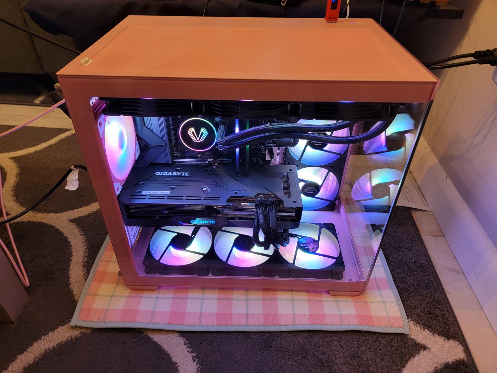 GIGABYTE X870 Eagle WIFI7 AMD AM5 LGA 1718 Motherboard, ATX, DDR5, 4X M.2, PCIe 5.0, USB4, WIFI7, 2.5GbE LAN, EZ-Latch, 5-Year Warranty Customer Review GIGABYTE X870 Eagle WIFI7 AMD AM5 LGA 1718 Motherboard, ATX, DDR5, 4X M.2, PCIe 5.0, USB4, WIFI7, 2.5GbE LAN, EZ-Latch, 5-Year Warranty - Customer Photo 2