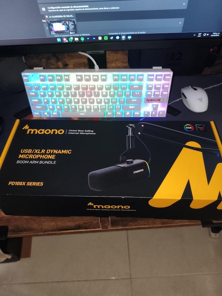 MAONO XLR/USB Gaming Microphone Kit: Dynamic PC Mic for Streaming Podcasting, Software Support, Mute Button, Gain Control, RGB Computer Mic with Boom Arm Stand, for Recording, PS4/PS5, PD100XS Black - Customer Photo 2