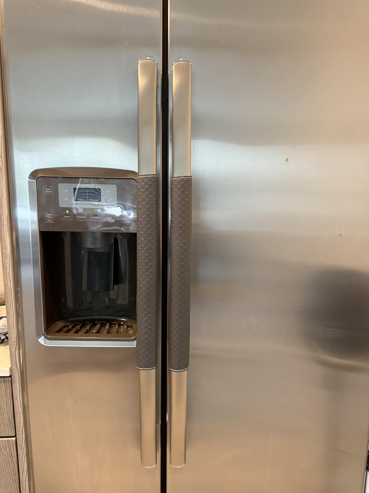 Refrigerator Door Handle Covers, 5 PCS, Performance Appliance Handle Covers, Non-Slip Fridge Door Handle Covers, Keep Your Kitchen Clean, Microwave Oven Dishwasher door Handle Protectors(Carbon Black) - Customer Photo 2