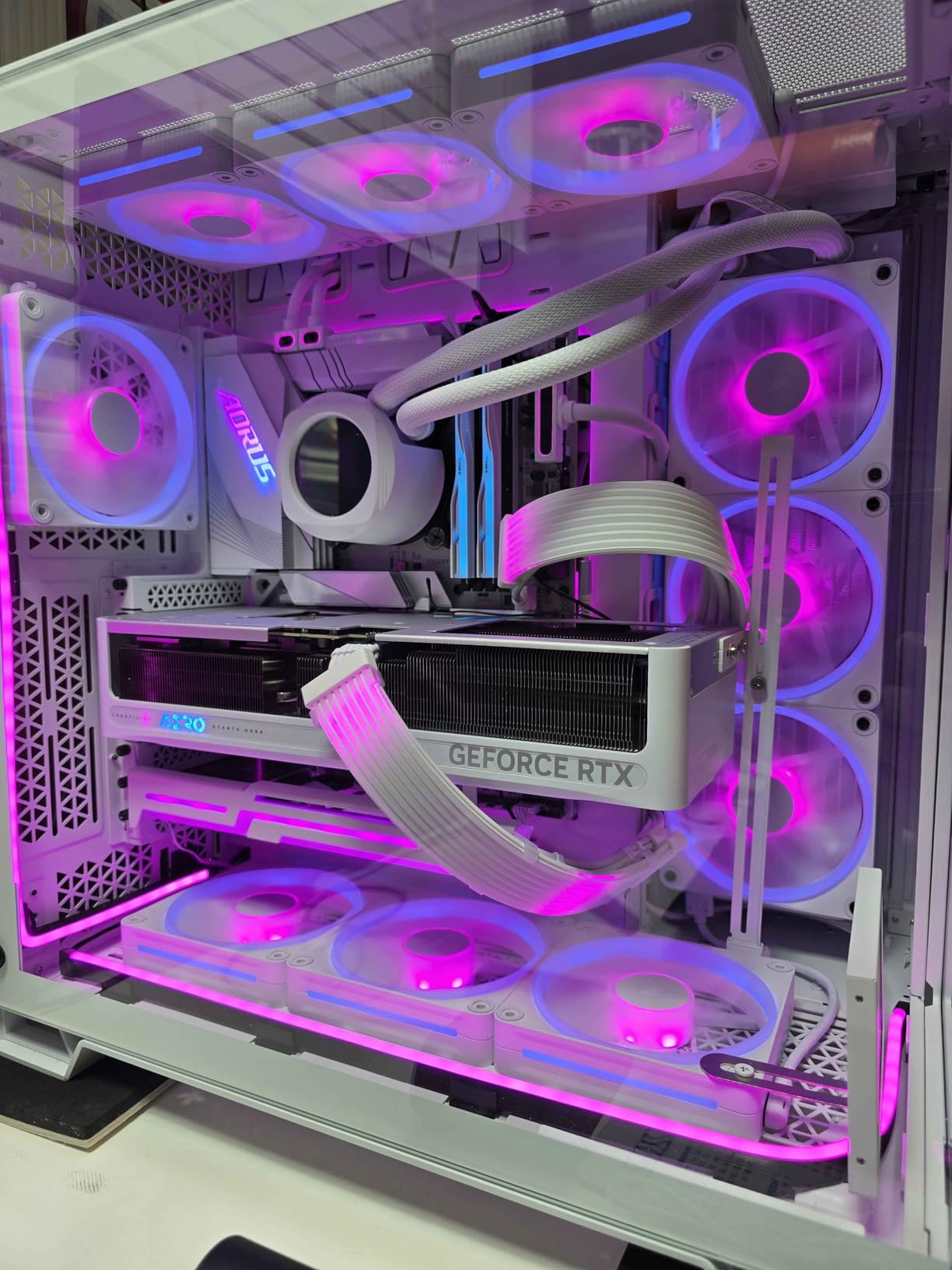 GIGABYTE Z890 AORUS Elite WIFI7 Intel Core Ultra (Series 2) LGA 1851 Motherboard, ATX, DDR5, 4X M.2, PCIe 5.0, Thunderbolt 4, WIFI7, 2.5GbE LAN, EZ-Latch Customer Review GIGABYTE Z890 AORUS Elite WIFI7 Intel Core Ultra (Series 2) LGA 1851 Motherboard, ATX, DDR5, 4X M.2, PCIe 5.0, Thunderbolt 4, WIFI7, 2.5GbE LAN, EZ-Latch - Customer Photo 1