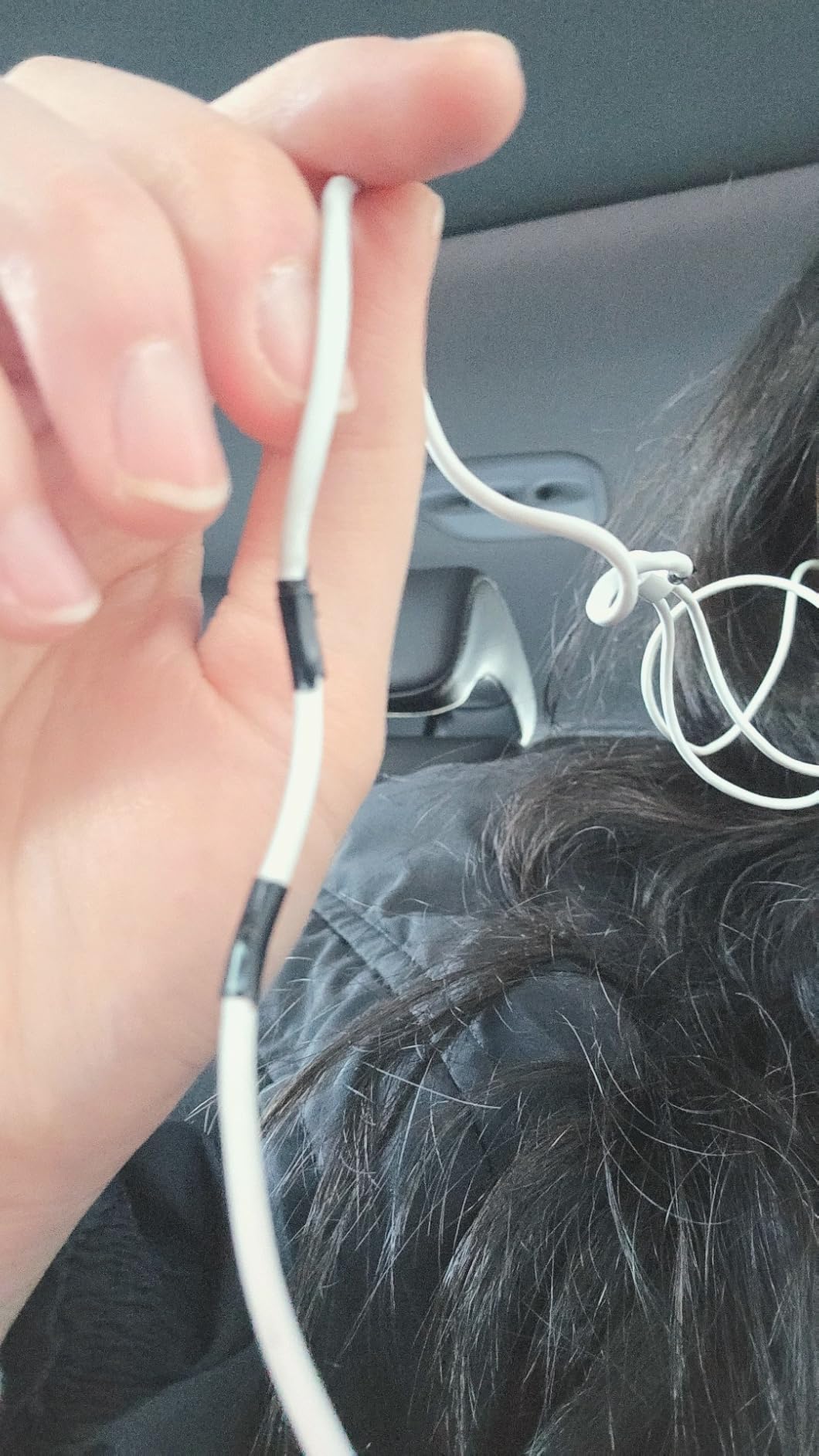 Google Earbuds Wired Headset USB-C, Comfortable Fit, Inline Controls, Compatible with Type-C Phones - White (Retail) - Customer Photo 2