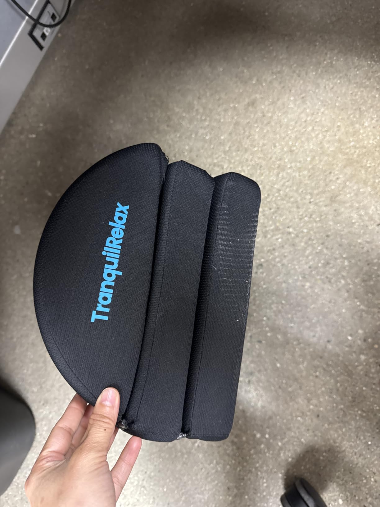 Foot Rest for Under Desk at Work, Gaming Accessories Foot Stool with 3 Adjustable Heights & Washable Cover, Comfortable Office Desk Accessories, Footrest for Office, Home and Car (Black) - Customer Photo 3