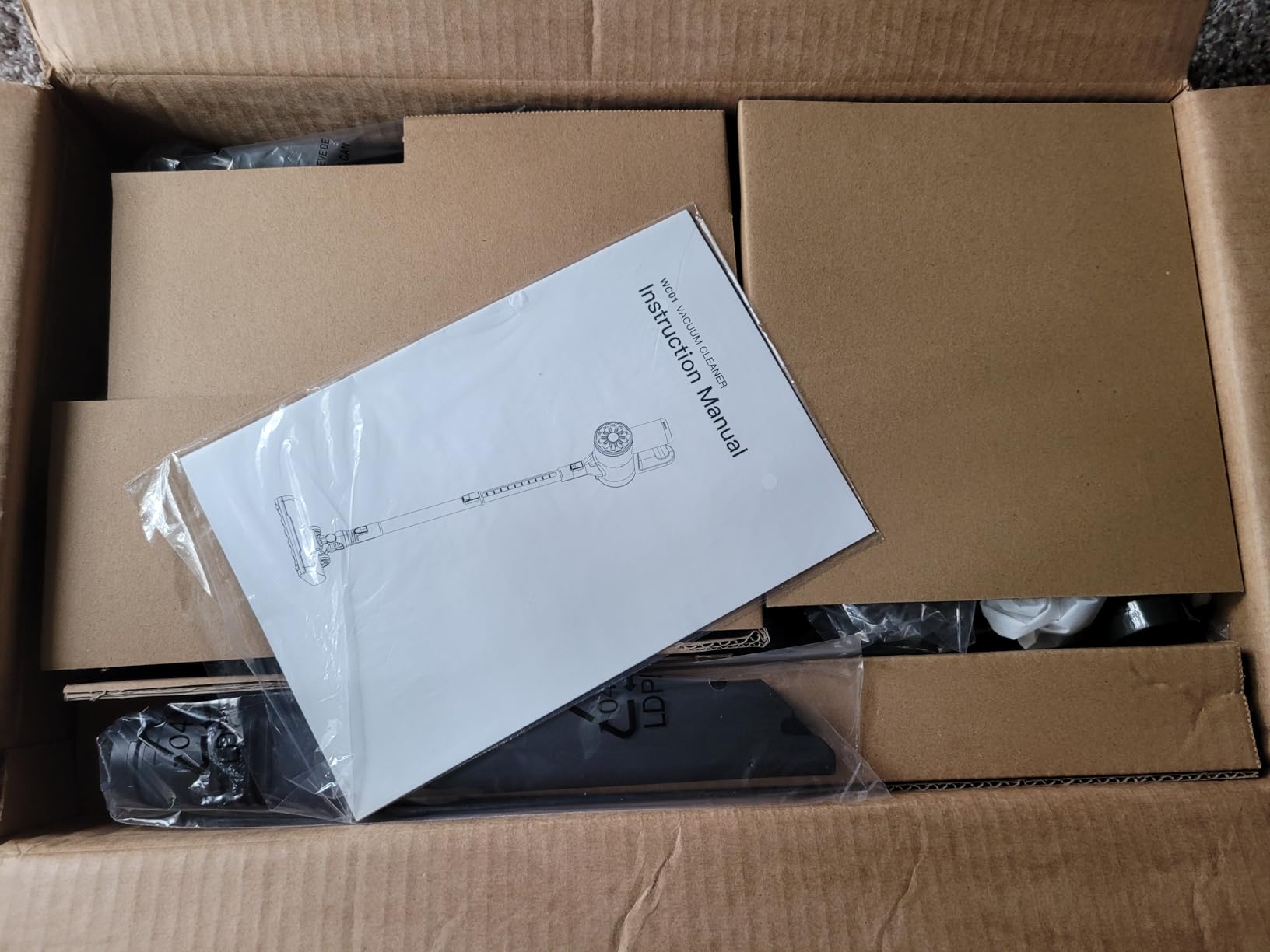 Cordless Vacuum Cleaner with Self-Standing, LED Screen Stick Vacuum Cleaners for Home, Lightweight Powerful Suction Vacuum, 6-in-1 Rechargeable Vacuum for Carpets, Pet Hair, Hardwood Floors - Customer Photo 2