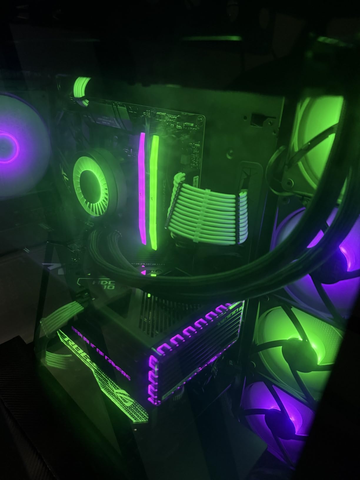 ARCTIC Liquid Freezer III Pro 360 A-RGB (White) - AIO CPU Cooler, 3 x 120 mm Water Cooling, 38 mm Radiator, PWM Pump, VRM Fan, AMD AM5/AM4, Intel LGA1851/1700 Contact Frame - White Customer Review ARCTIC Liquid Freezer III Pro 360 A-RGB (White) - AIO CPU Cooler, 3 x 120 mm Water Cooling, 38 mm Radiator, PWM Pump, VRM Fan, AMD AM5/AM4, Intel LGA1851/1700 Contact Frame - White - Customer Photo 1