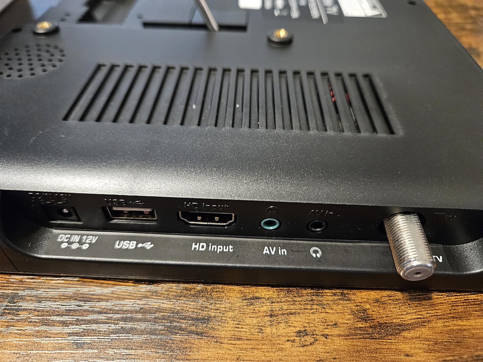 Feihe 12-Inch Portable Small TV with HD Display, HDMI and USB Ports | Built-in Digital Tuner and Compact Design for Home, Kitchen, RV, and Travel Use - Customer Photo 3