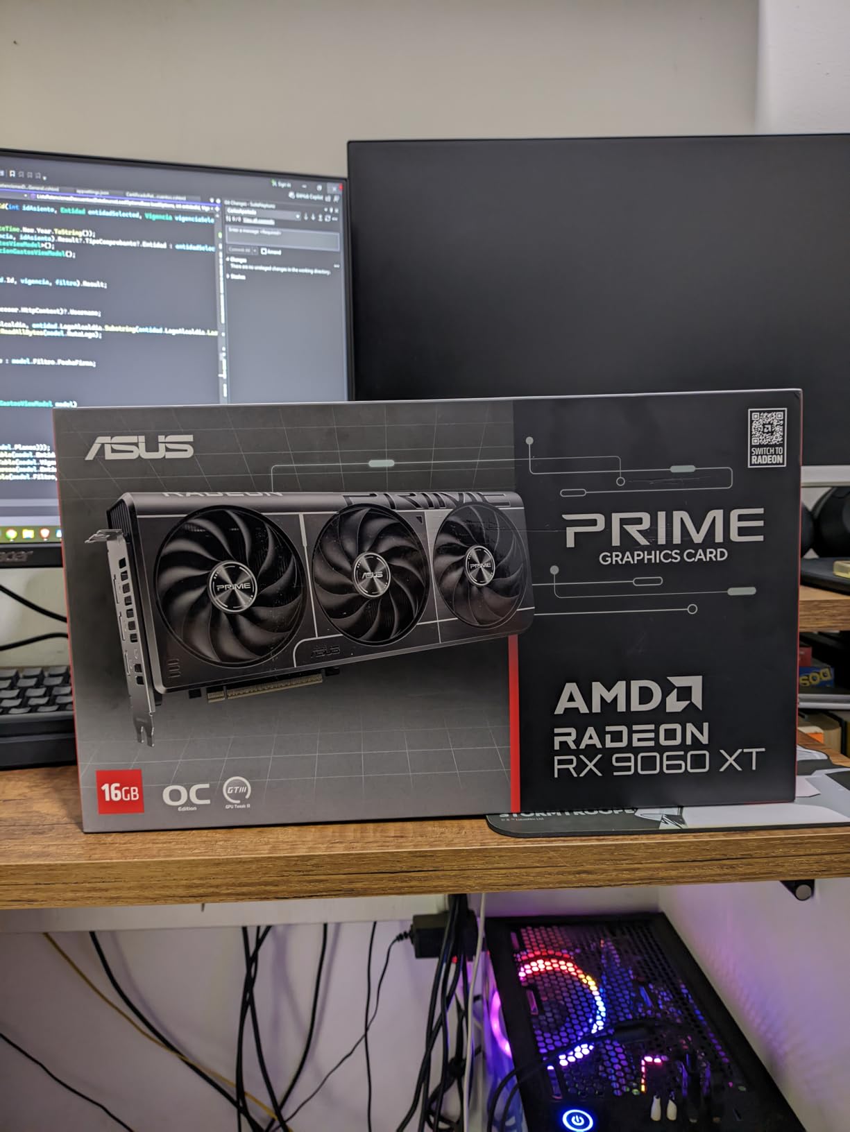 ASUS Dual Radeon RX 7600 EVO OC Edition 8GB GDDR6 (PCIe 4.0, 8 GB GDDR6, HDMI 2.1, DisplayPort 1.4a, 2.5-Slot Design, Axial-tech Fans, GPU Tweak III) - Customer Photo 3