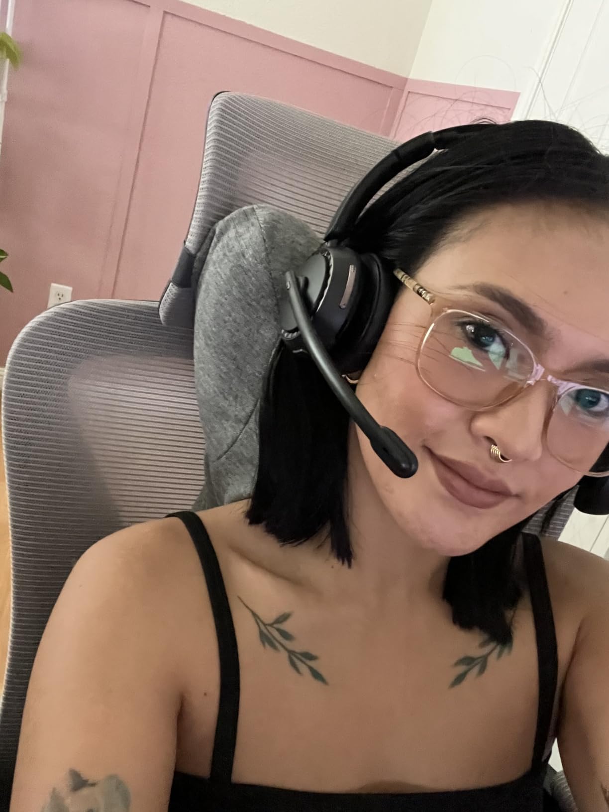 Car Neck Pillow for Driving Gaming Chair Headrest Pillow Office Chair Neck Pillow Ergonomic Design Double Straps Design Suitable for Different Heights - Customer Photo 1