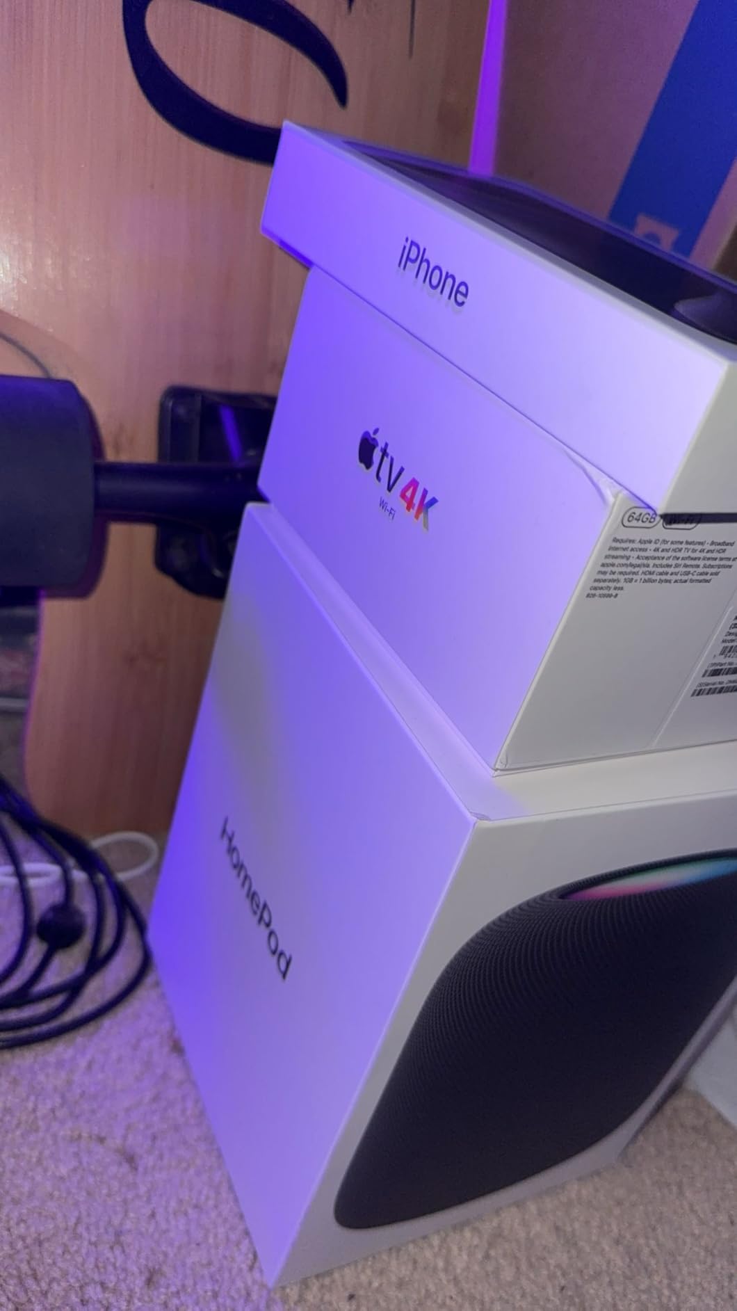 HomePod Smart Speaker 2nd Generation, Siri Speaker + Power Cable + Apple 1 Year Limited Warranty (White) - Customer Photo 1