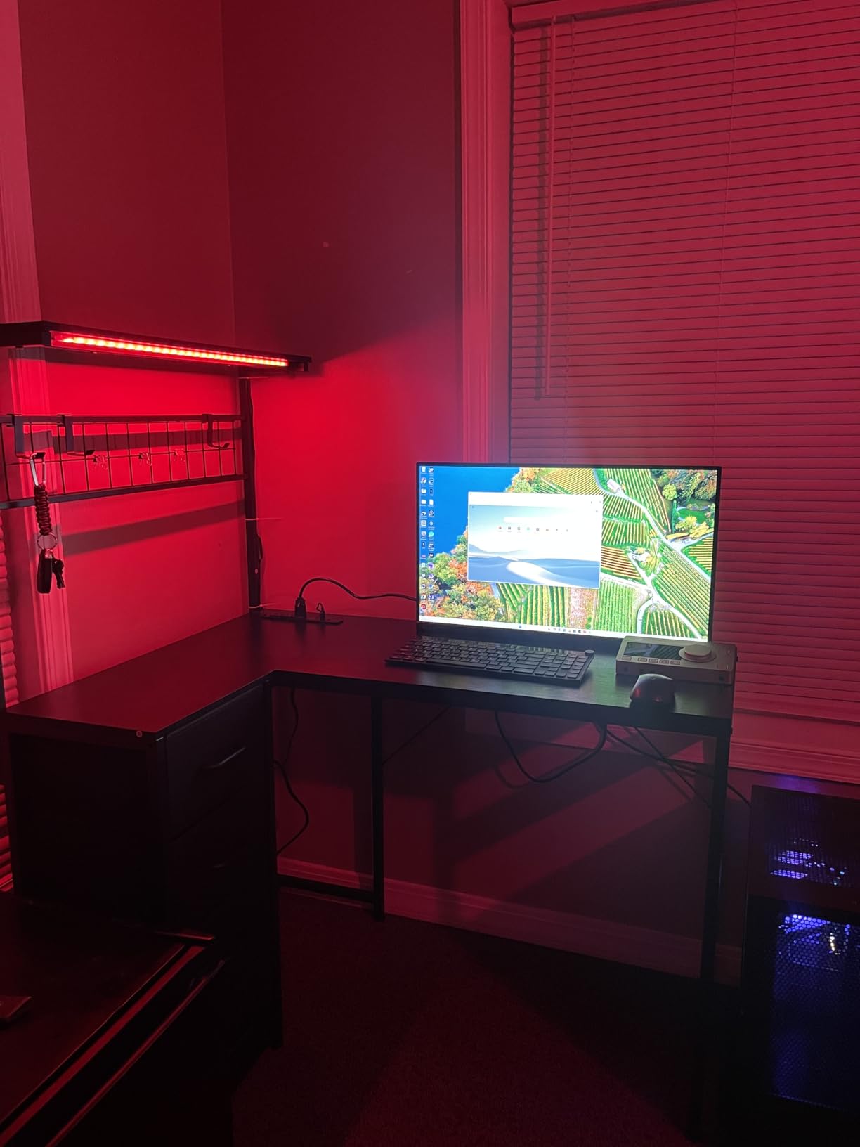 MOTPK L Shaped Gaming Desk with Shelf & 4 Drawers, 43