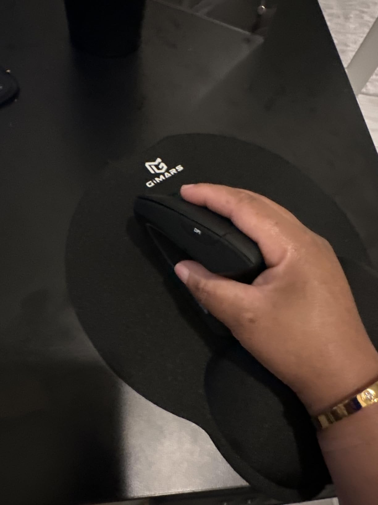 Perixx PERIMICE-713RX Wireless Rechargeable Vertical Mouse - Duo Wired and Wireless Charging Feature - Charging Pad Included - 6 Buttons Design - Black - Right-Handed Design - Customer Photo 1