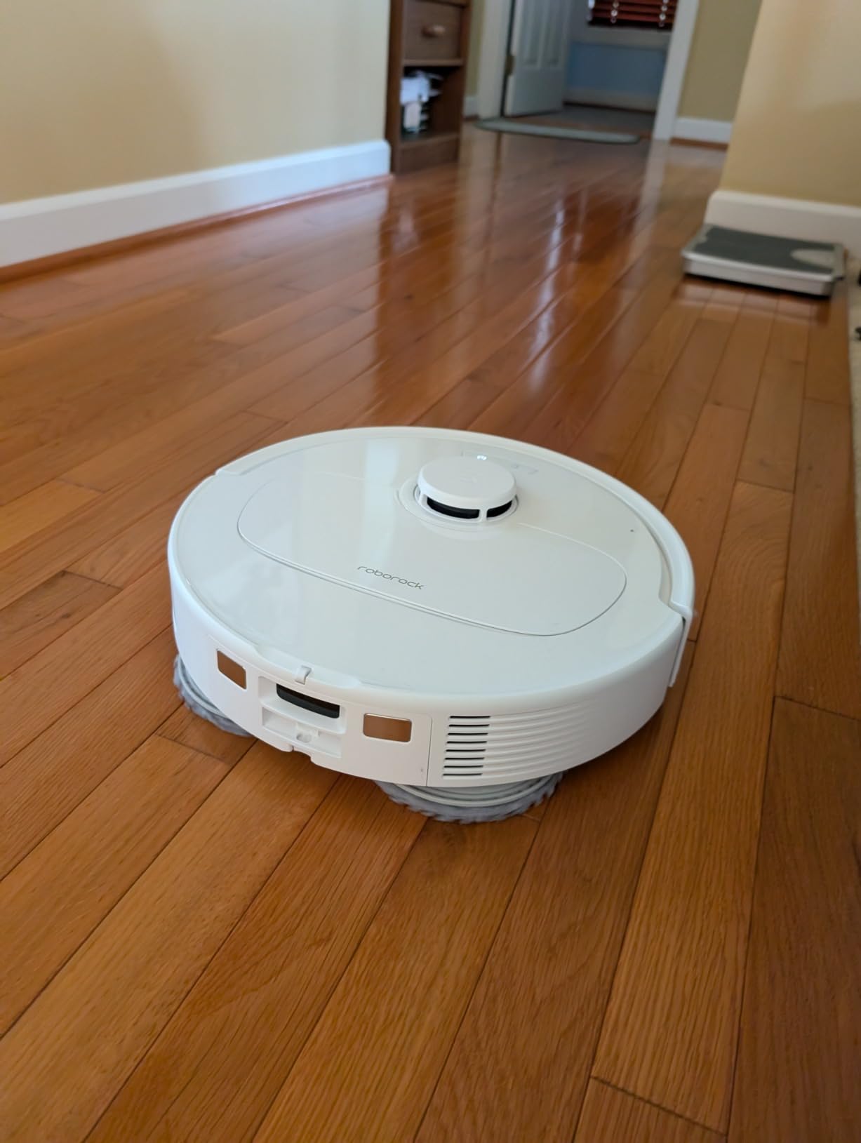 roborock Qrevo Series Robot Vacuum and Mop, 8000Pa Suction, Upgraded from Qrevo S, Anti-Tangle Brushes, Smart Obstacle Avoidance, Auto Mop Washing, All-in-One Dock, 200RPM Spinning Mops, Black(QV 35A) Customer Review roborock Qrevo Series Robot Vacuum and Mop, 8000Pa Suction, Upgraded from Qrevo S, Anti-Tangle Brushes, Smart Obstacle Avoidance, Auto Mop Washing, All-in-One Dock, 200RPM Spinning Mops, Black(QV 35A) - Customer Photo 2