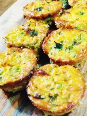 Smart Food Processor UltraCook All-in-One Auto Cooking Machine,3.5L Capacity,600+ Online Recipes, Built-in Scale, 7 inch TFT Screen, Self-Cleaning, Multifunctional Kitchen Appliance (CR-7-Black) - Customer Photo 2