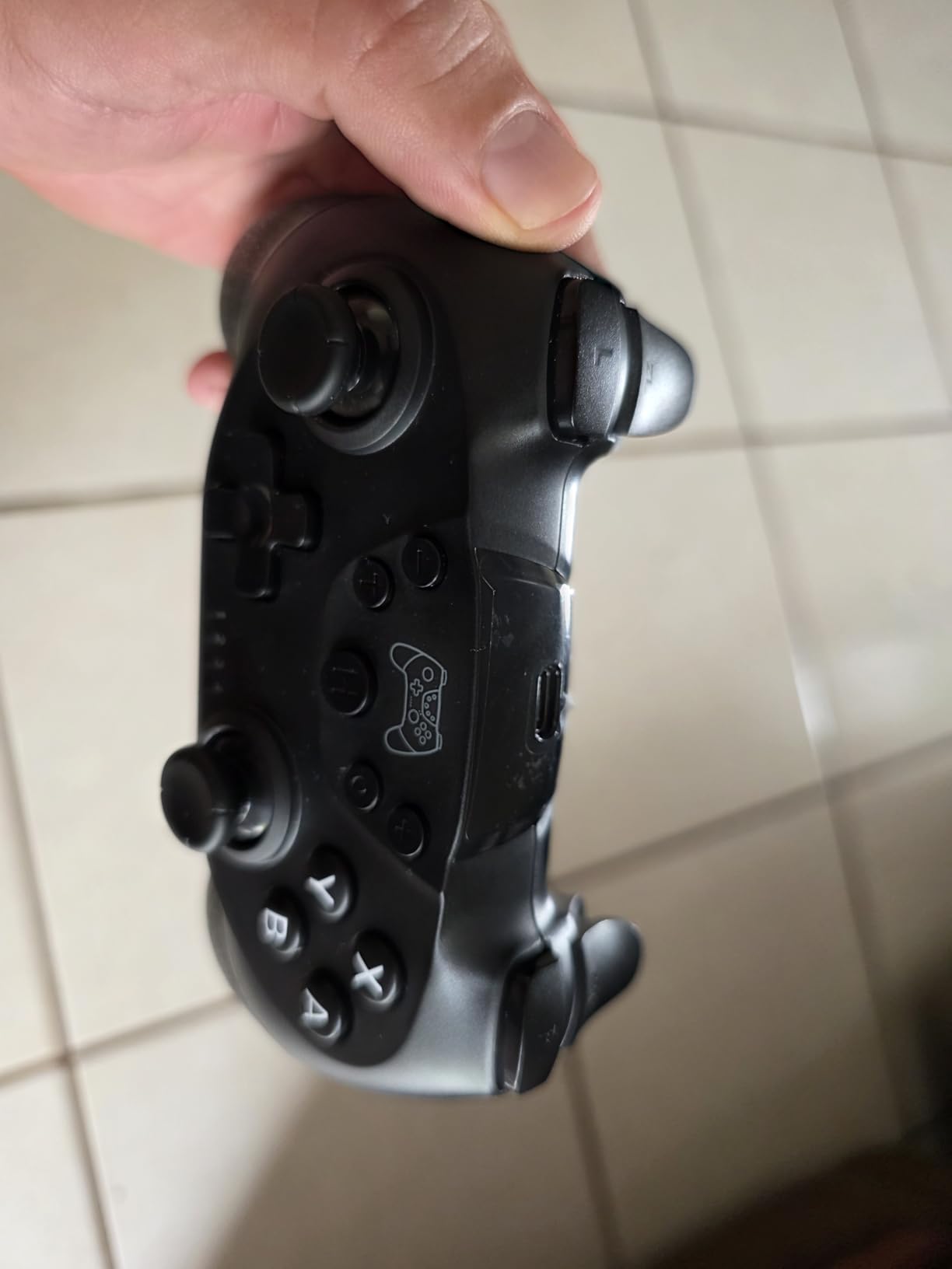 AceGamer Wireless Pro Controller for Nintendo Switch/Lite/OLED/Switch 2/PC, 2 pack, Dual Vibration/Turbo/Ergonomic ! (Black&White) Customer Review AceGamer Wireless Pro Controller for Nintendo Switch/Lite/OLED/Switch 2/PC, 2 pack, Dual Vibration/Turbo/Ergonomic ! (Black&White) - Customer Photo 5