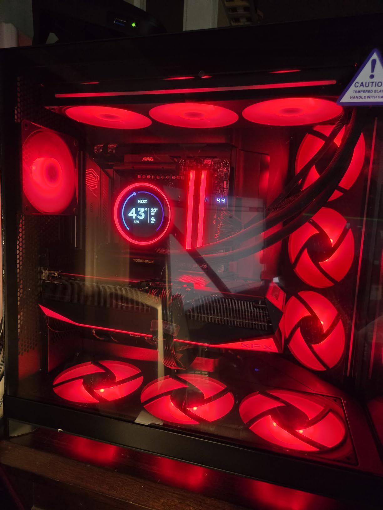 NZXT H9 Flow (2025) – Large Dual-Chamber ATX Mid-Tower Airflow PC Case – Includes 3 x 140mm & 1 x 120mm Fans – 420mm Radiator Support – Tempered Glass – Back-Connect Ready – Black - Customer Photo 2