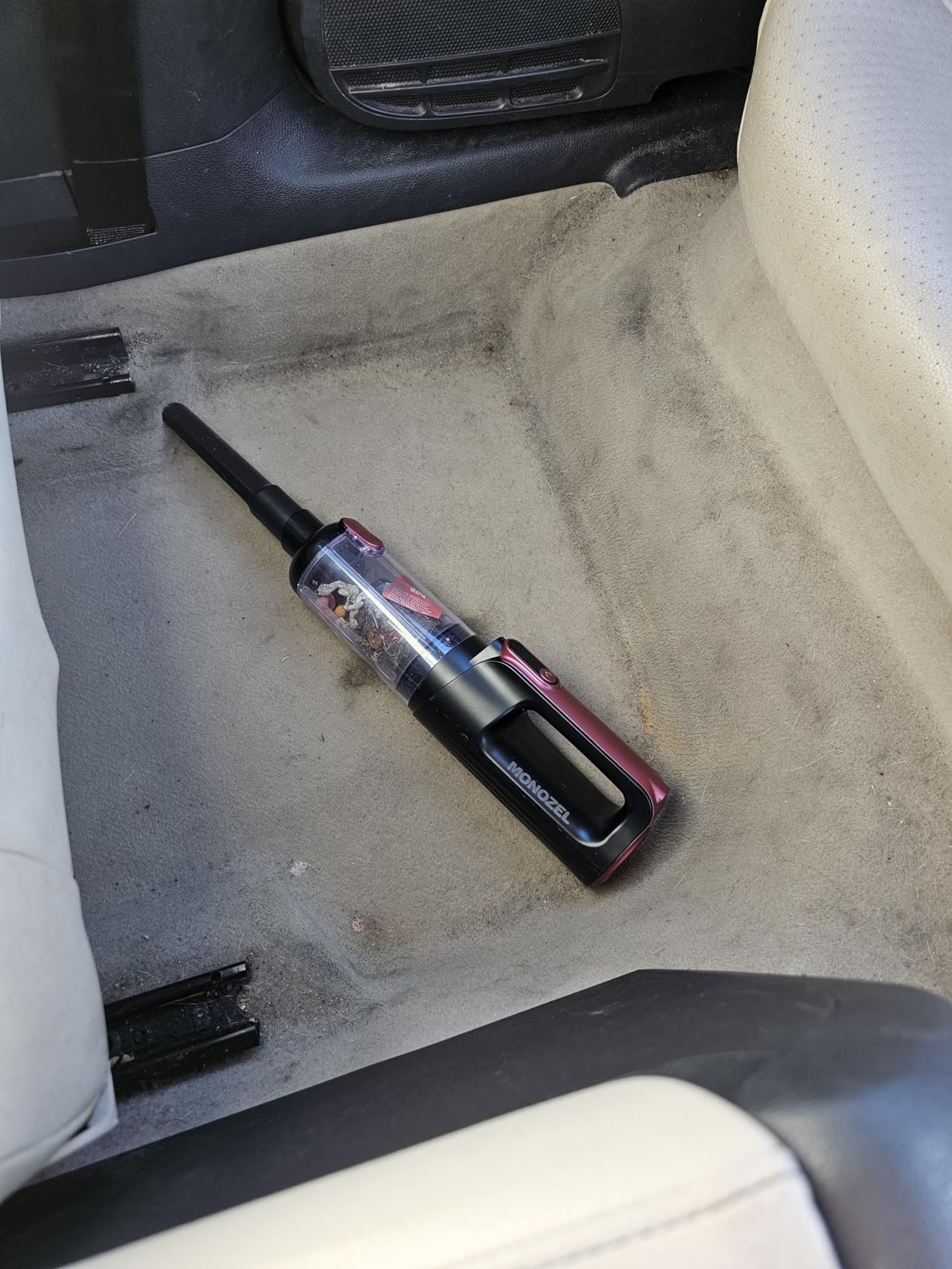 Car Vacuum Portable Cordless, 18000Pa 2 in 1 Vacuum Cleaner&Air Duster, 130W Brushless Motor Handheld Vacuum Cordless with 7800mAh Battery, LED Light, Multi-Nozzles for Car, Home, Office, Pet - Customer Photo 4