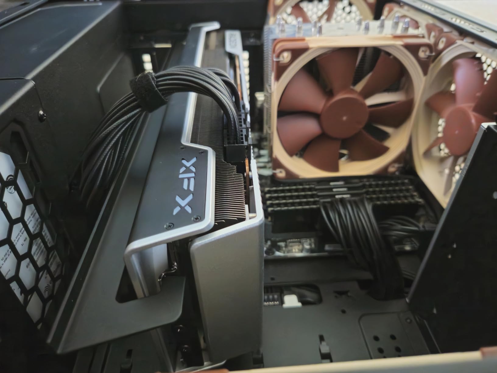 XFX Speedster SWFT210 Radeon RX 7600 Graphics Card with 8GB GDDR6 HDMI 3xDP, AMD RDNA 3 RX-76PSWFTFA - Customer Photo 2