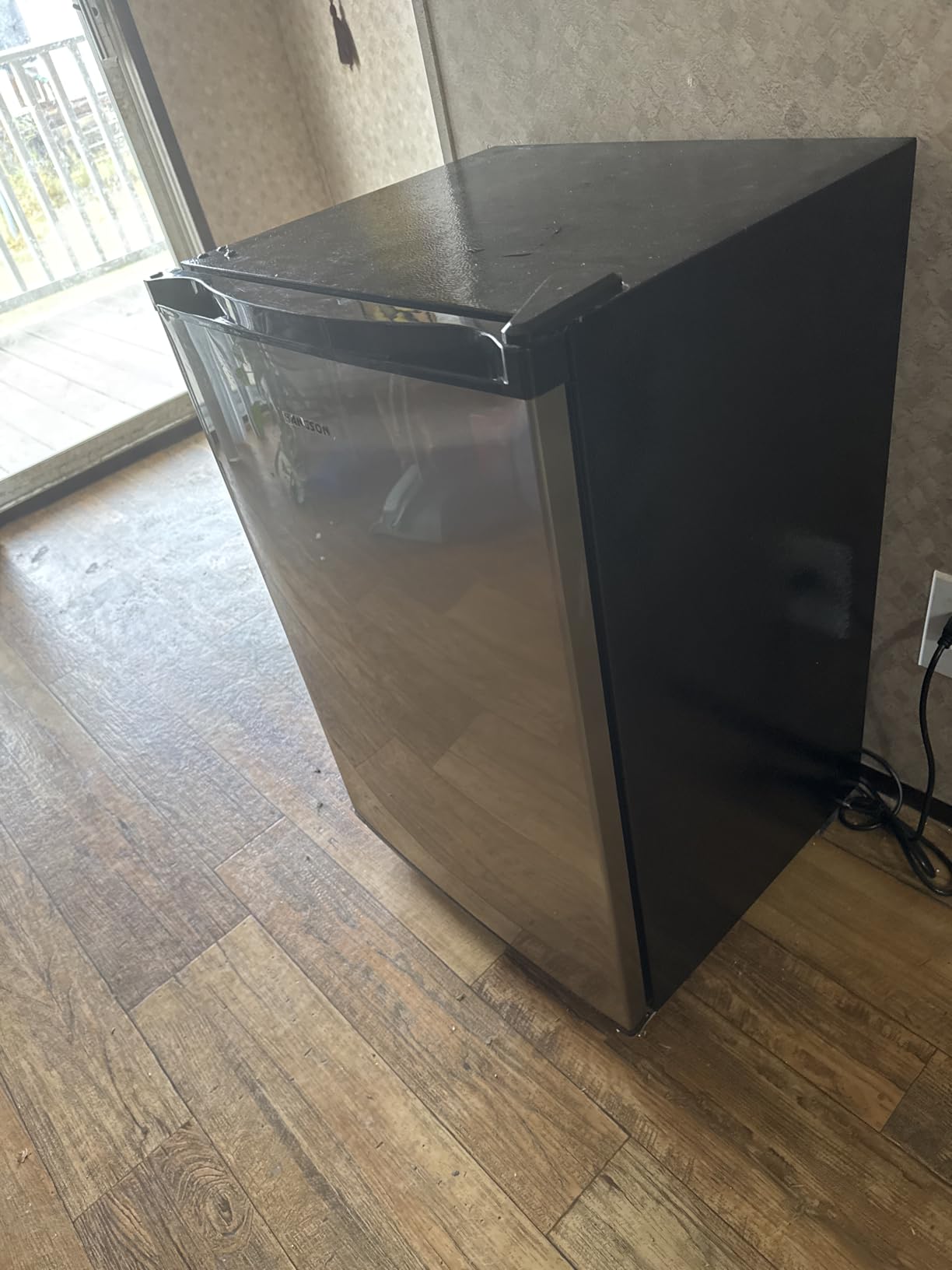 BANGSON 3.0 Cu.ft Compact Upright Freezer, Energy-Saving Mini Freezer with Adjustable Thermostat, Removable Shelves, Reversible Door, Ideal for Garage/Dorm/Office/Apartment, Silver Customer Review BANGSON 3.0 Cu.ft Compact Upright Freezer, Energy-Saving Mini Freezer with Adjustable Thermostat, Removable Shelves, Reversible Door, Ideal for Garage/Dorm/Office/Apartment, Silver - Customer Photo 2