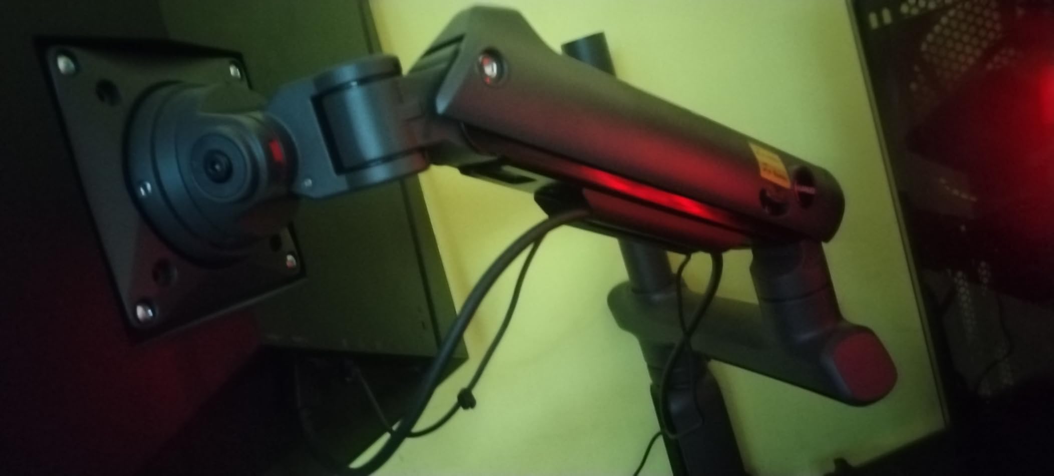 HUANUO RGB Heavy Duty Monitor Arm for Ultrawide Screens up to 57