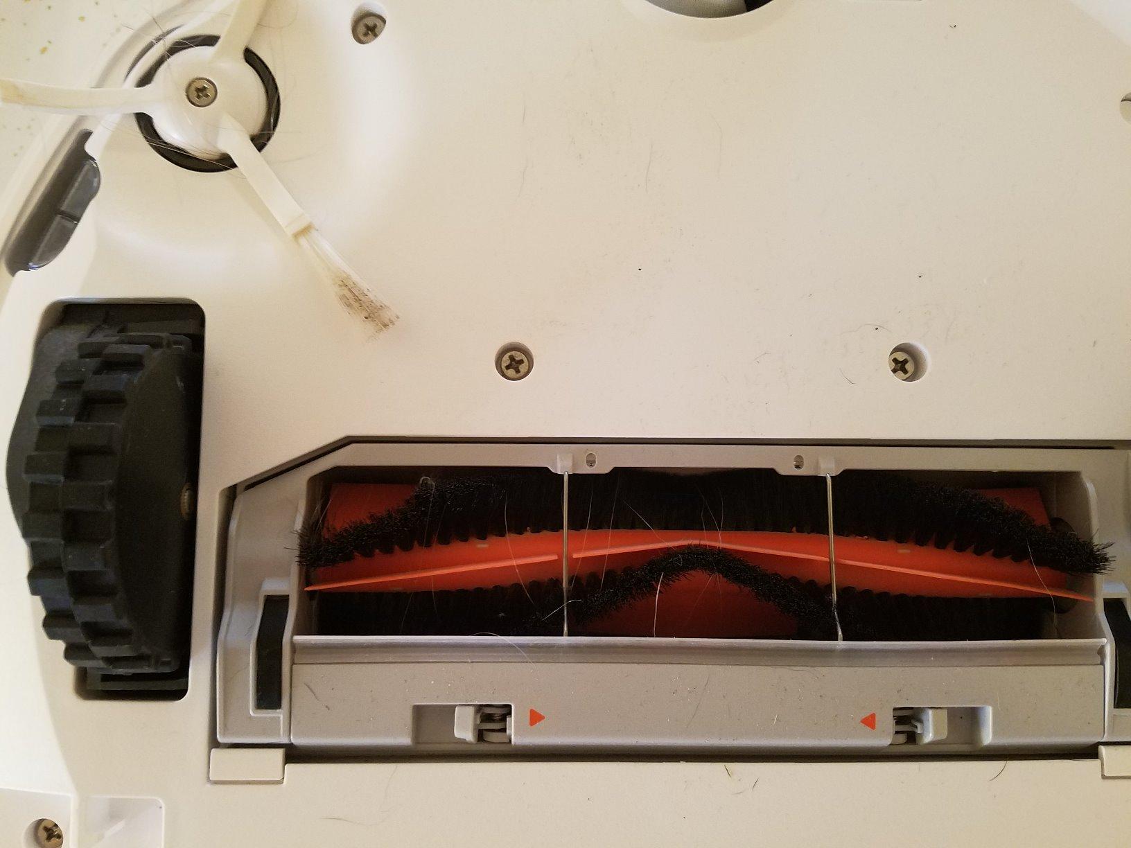 roborock Q7 M5 Robot Vacuum and Mop Combo, 10,000Pa HyperForce Suction, Robotic Vacuum Cleaner, Dual Anti-Tangle System, APP-Controlled Mopping, LiDAR Navigation, for Pet Hair and Carpet, Black - Customer Photo 1