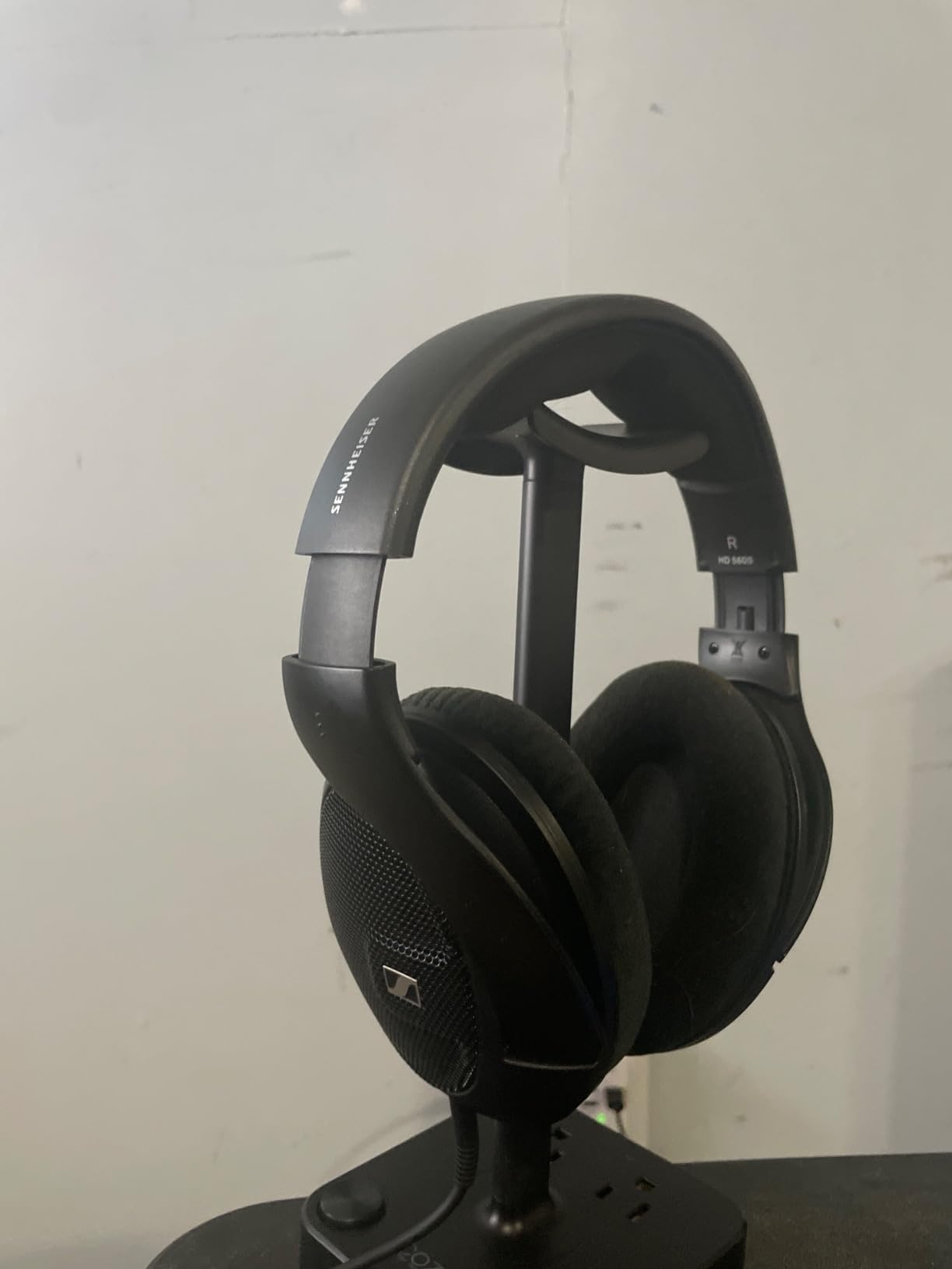 Sennheiser HD 505 - Wired, Over-Ear, with Transparent Sound and Controlled Bass, Enhanced Wearing Comfort, for Music, Work, Gaming, Copper Edition - Customer Photo 2