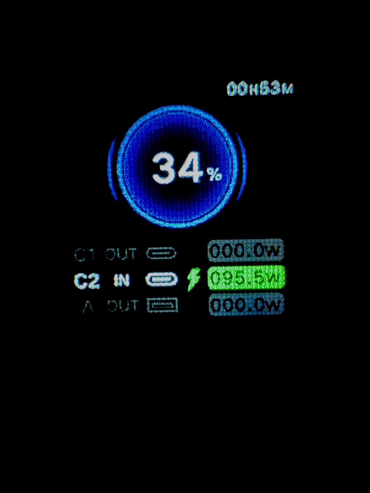 UGREEN Nexode Power Bank 20000mAh 165W with Built-in USB C Cable Laptop Travel Portable Charger, 100W Input, Fast Charging for MacBook Pro/Air/iPhone 17/16/iPad Pro/Galaxy S25 Ultra/Dell/HP and More - Customer Photo 5