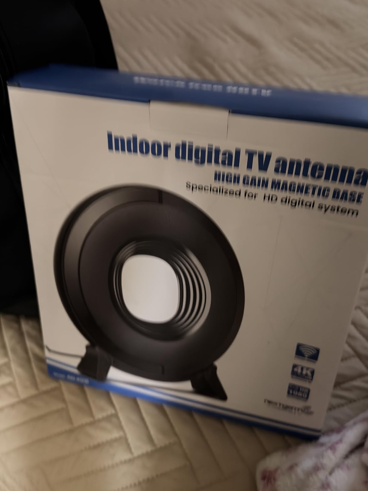 2025 TV Antenna Indoor for Local Channels, Antenna for Smart TV 360° Reception,Digital Antenna for Long Range Reception and All Smart/Old TVs, Supports 4K 1080P HD VHF UHF - Customer Photo 2