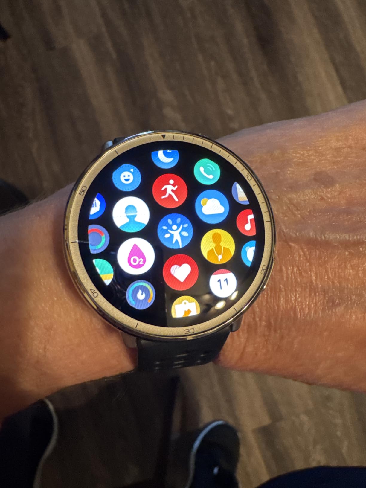 Amazfit Active 2 Sport Smart Watch Fitness Tracker for Android and iPhone, 44mm, 10 Day Battery, Water Resistant, GPS Maps, Sleep Monitor, 160+ Workout Modes, 400 Face Styles, Silicone Strap, Free App Customer Review Amazfit Active 2 Sport Smart Watch Fitness Tracker for Android and iPhone, 44mm, 10 Day Battery, Water Resistant, GPS Maps, Sleep Monitor, 160+ Workout Modes, 400 Face Styles, Silicone Strap, Free App - Customer Photo 1