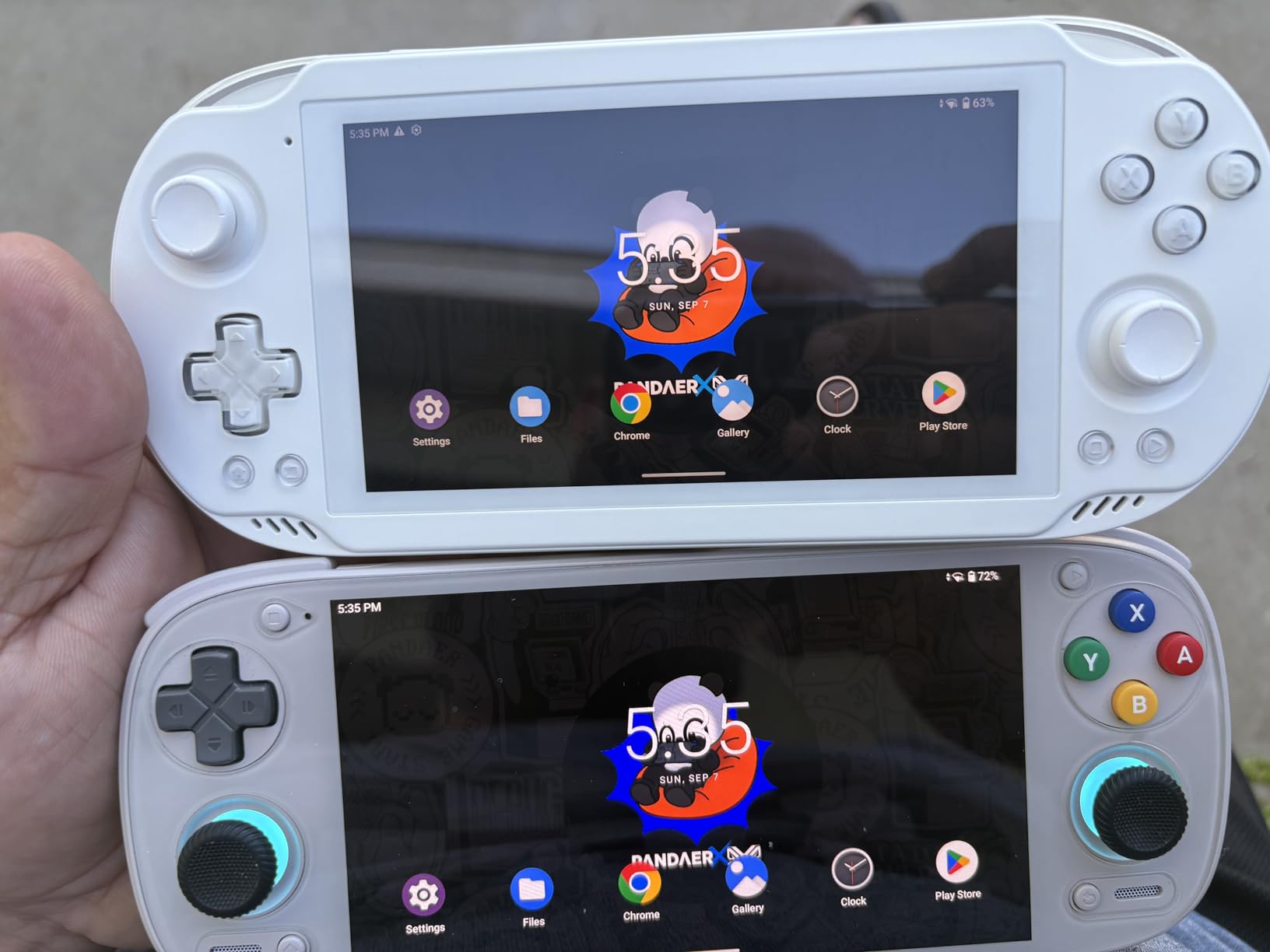 Retroid Pocket 5 Retro Handheld Game Console, 8+128G, 5.5-inch Touchscreen 1080p Portable Android Gaming Handheld with Adreno 650 GPU & WiFi 6/BT5.1, Snapdragon 865 Processor, Android 13 (Black) - Customer Photo 1