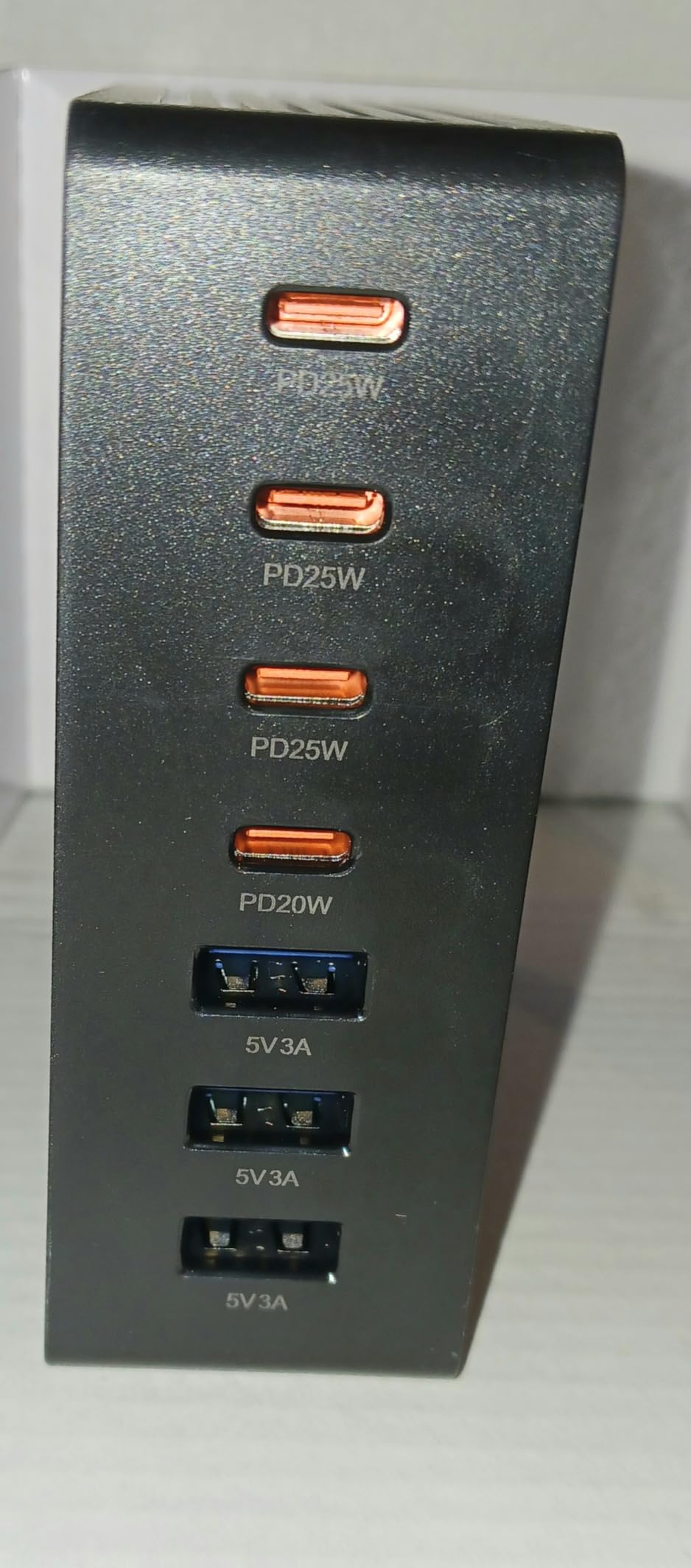 USB C Charger Block, 140W GaN III 7-Port Fast Charging Station for Multiple Devices, PD 3.0 USB Wall Charger Power Strip Charging Hub Travel Adapter Plug for iPad iPhone Samsung, 1 Pcs - Customer Photo 2