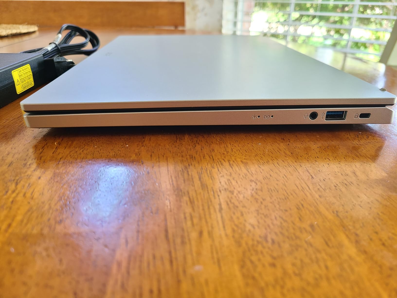 Acer Aspire 15 Slim Laptop AG15-32P-39R2 | 15.6