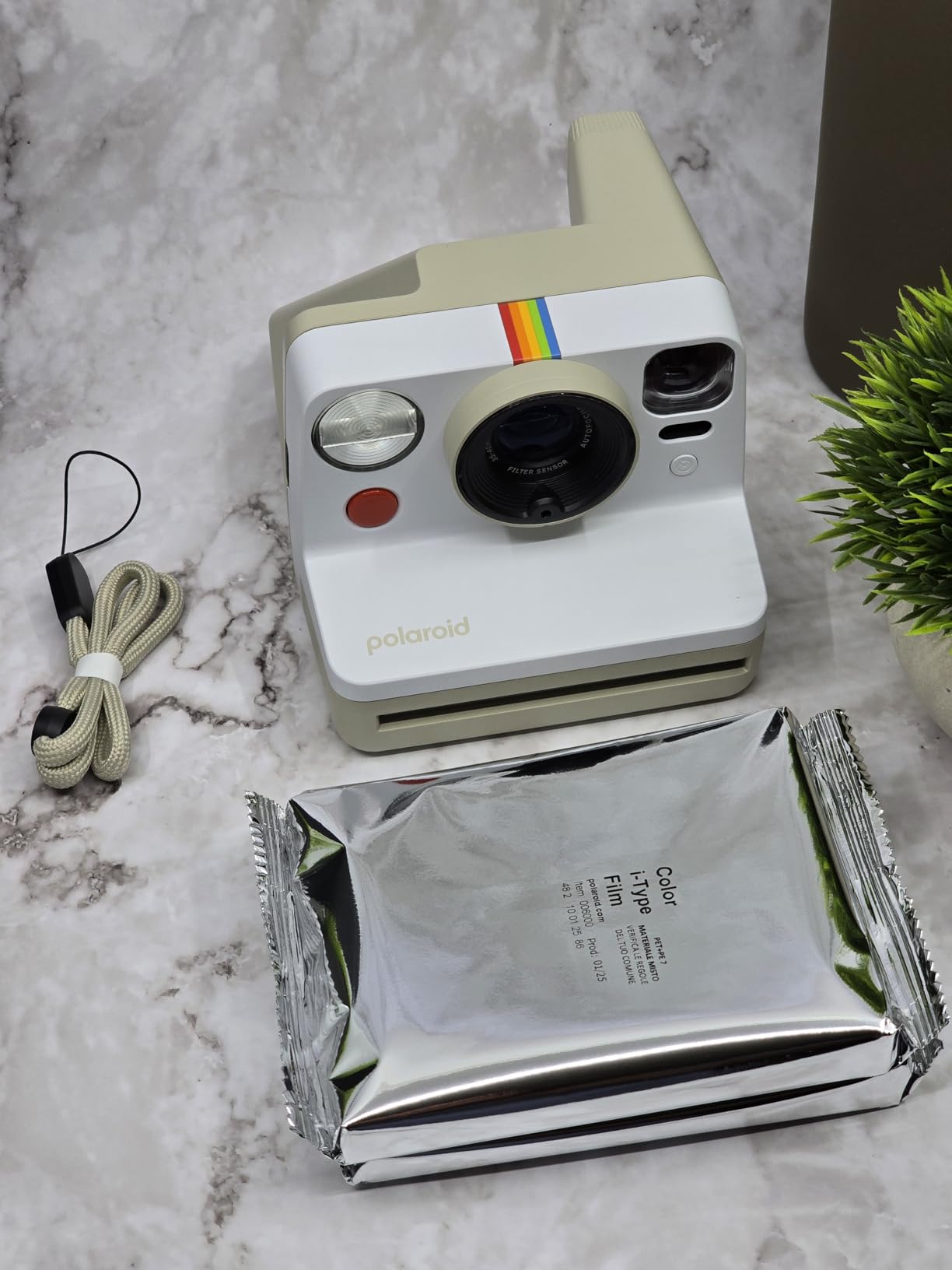 Polaroid Now 3rd Generation I-Type Instant Camera + Film Bundle - Now Black Camera + 16 Color Photos Customer Review Polaroid Now 3rd Generation I-Type Instant Camera + Film Bundle - Now Black Camera + 16 Color Photos - Customer Photo 1