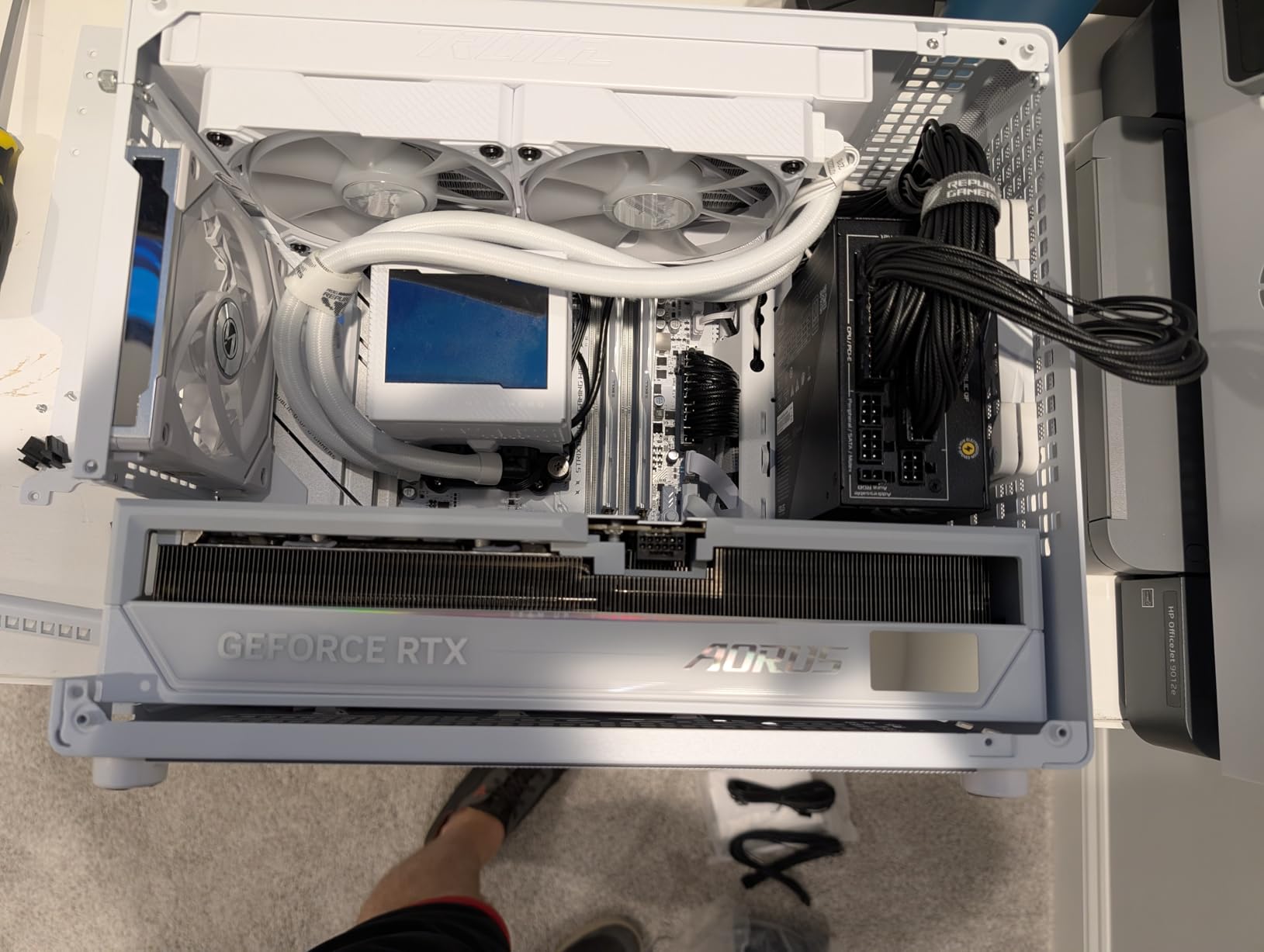 GIGABYTE AORUS GeForce RTX 5090 Master ICE 32G Graphics Card, WINDFORCE Cooling System, 32GB 512-bit GDDR7, GV-N5090AORUSM ICE-32GD Video Card - Customer Photo 1