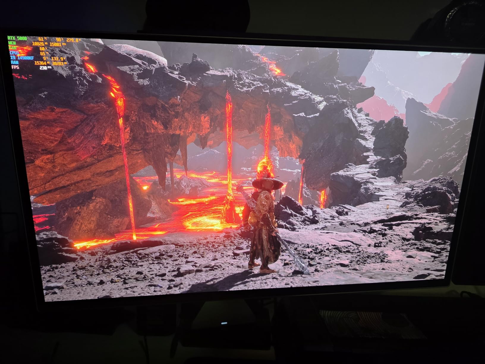 SAMSUNG 27-inch Odyssey QD-OLED G8 (G81SF), 4K, 240Hz, Gaming Monitor, 0.03ms Response Time, DisplayHDR True Black 400, AMD FreeSync™ Premium Pro, Ergonomic Stand, 2025 - Customer Photo 2